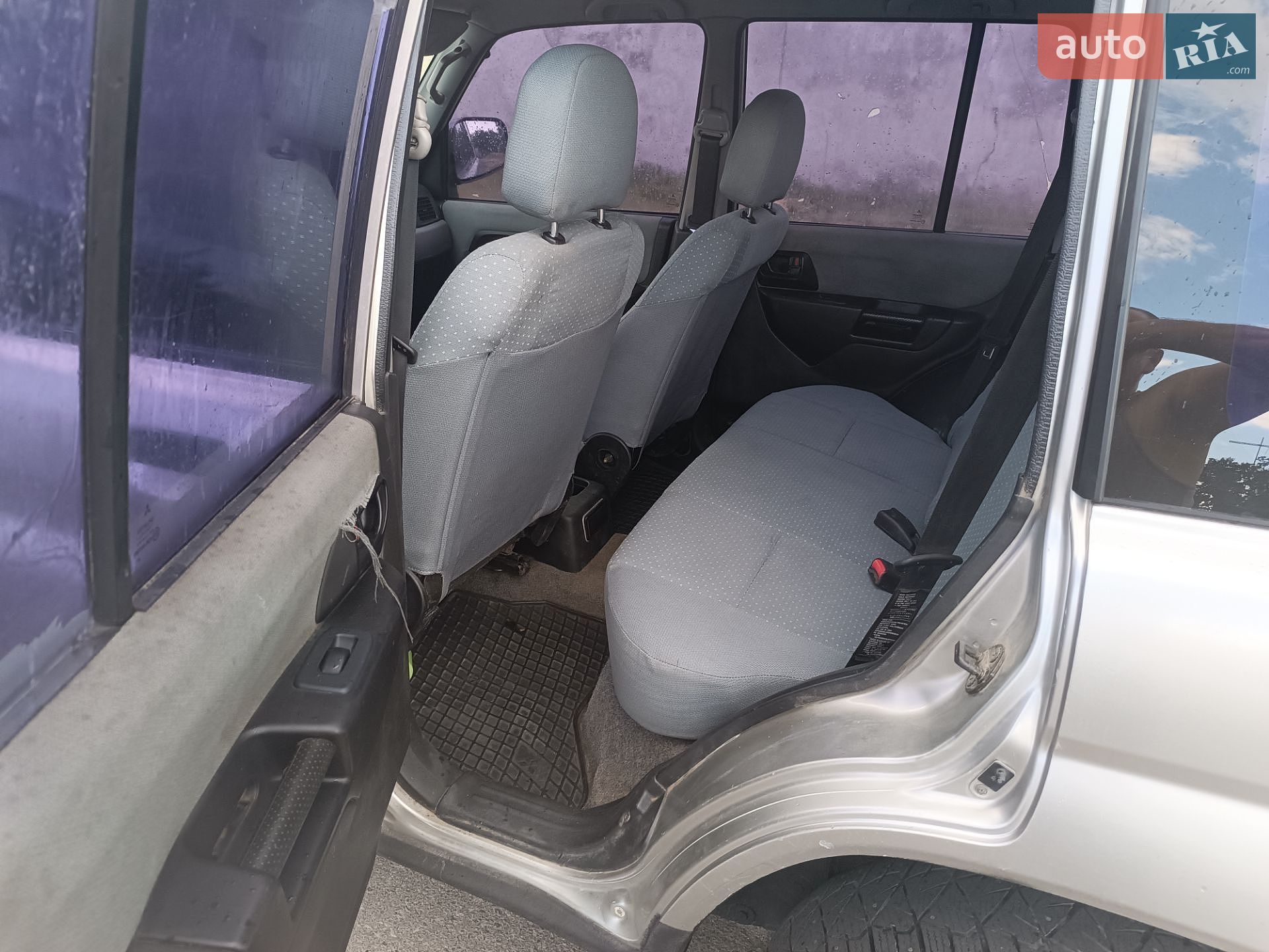 Mitsubishi Pajero 2002 VIN JMP0RH76W2X004317 фото оголошення 20 з 26