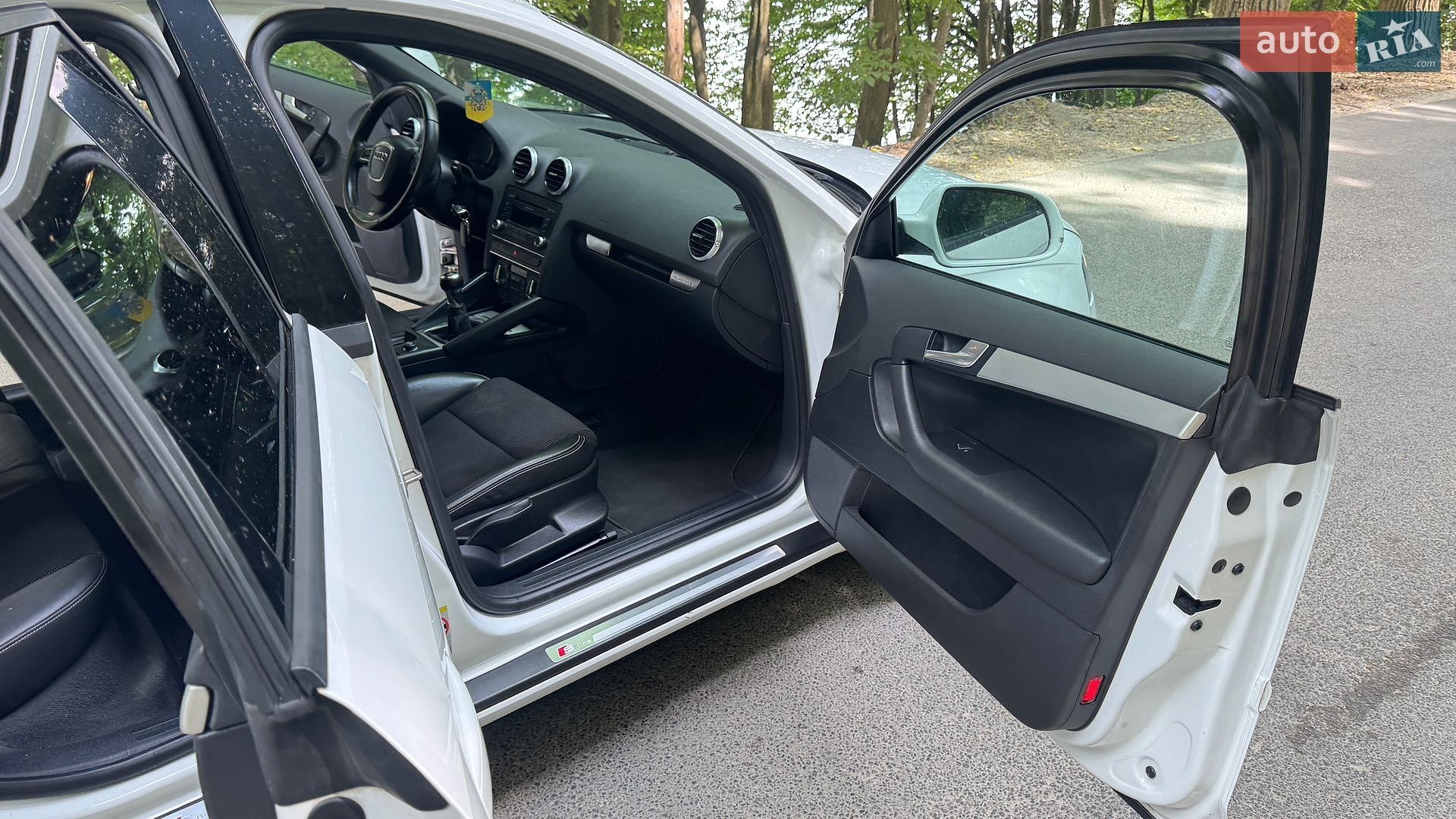 Audi A3 2011 VIN WAUZZZ8P2CA056598 фото оголошення 34 з 52