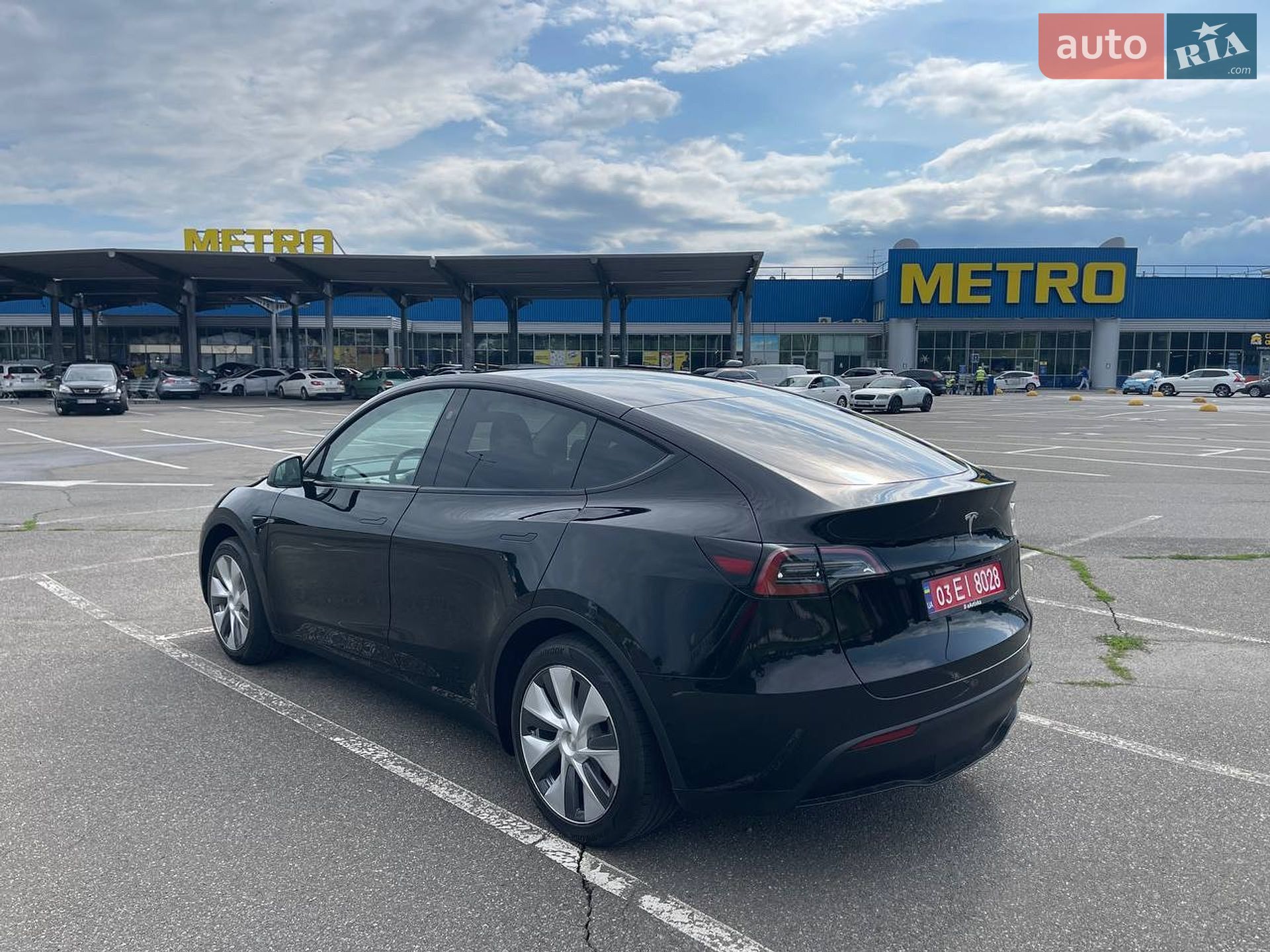 Tesla Model Y 2023 VIN XP7YGCESXRB253169 фото оголошення 3 з 14