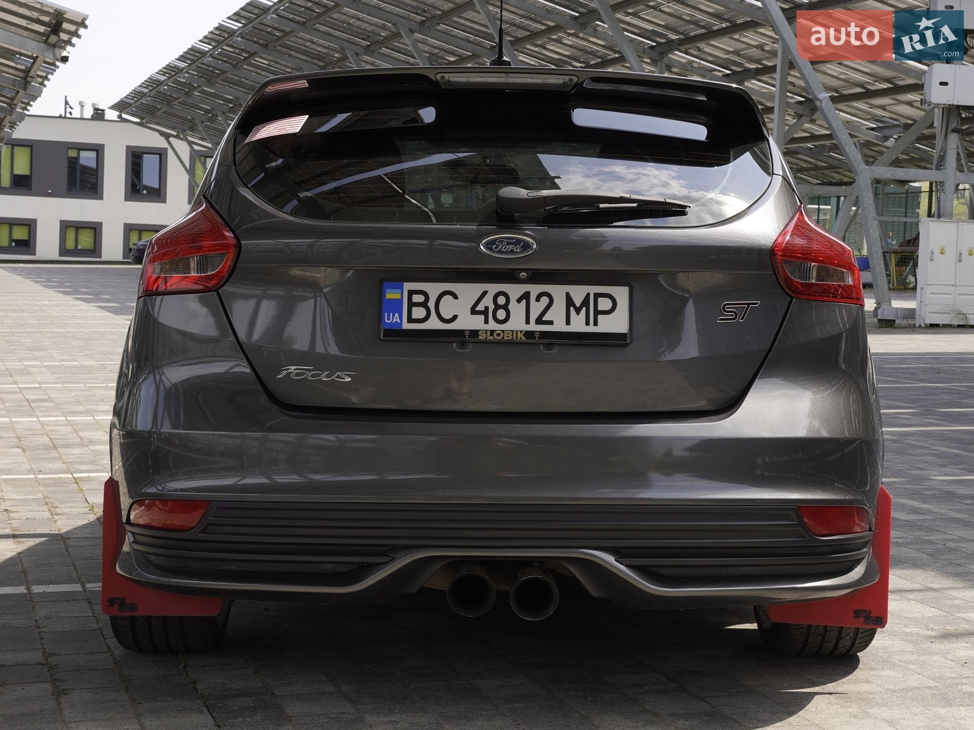 Ford Focus 2017 VIN 1FADP3L9XHL322847 фото оголошення 11 з 47