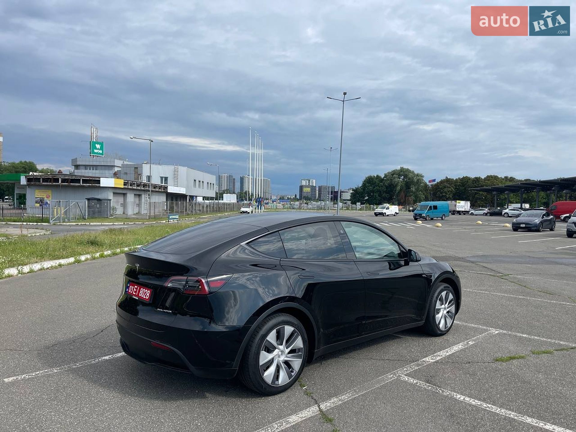 Tesla Model Y 2023 VIN XP7YGCESXRB253169 фото оголошення 9 з 14