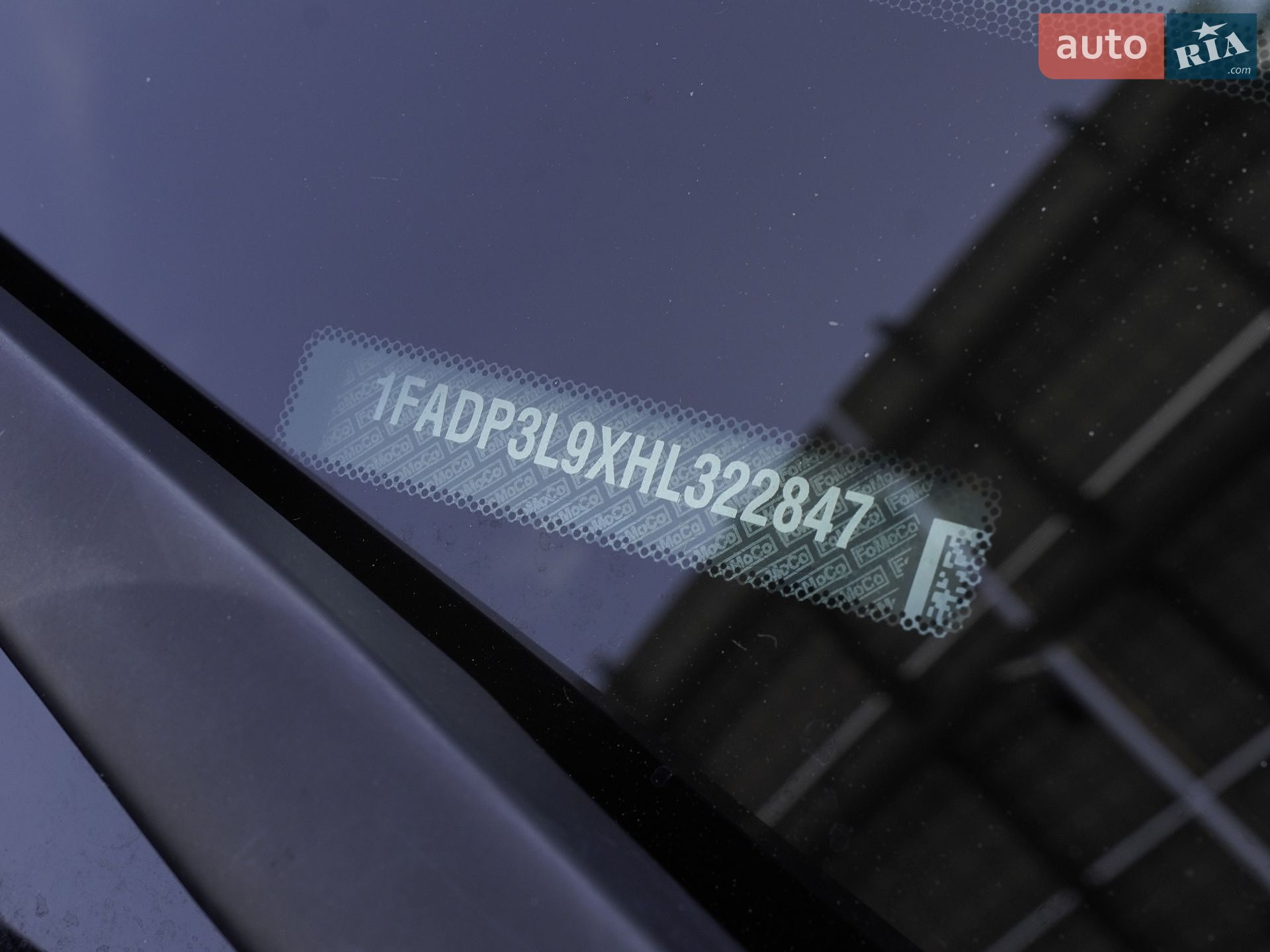 Ford Focus 2017 VIN 1FADP3L9XHL322847 фото оголошення 46 з 47