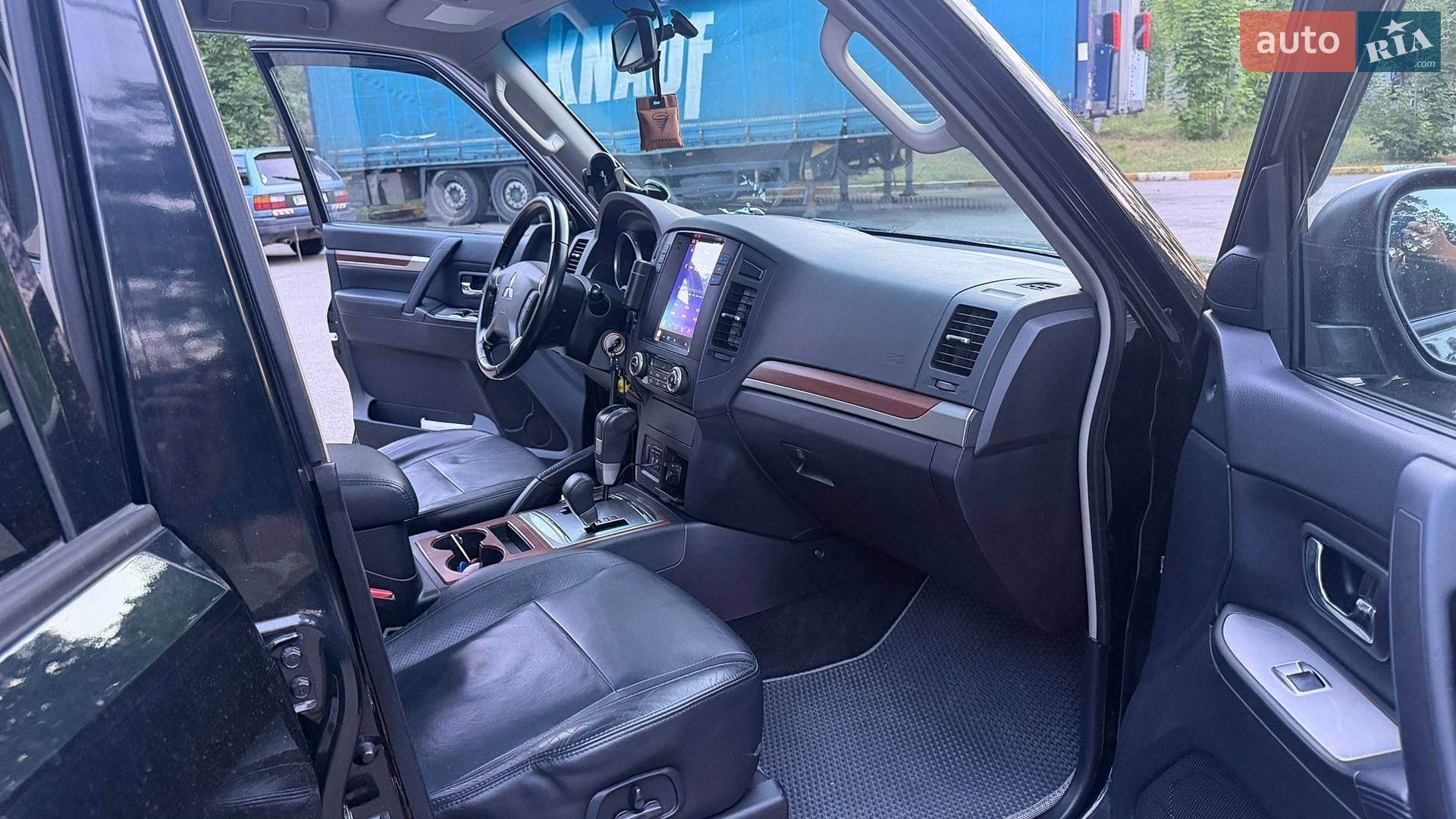 Mitsubishi Pajero Wagon 2008 VIN JMYLRV93W8J003823 фото оголошення 34 з 54