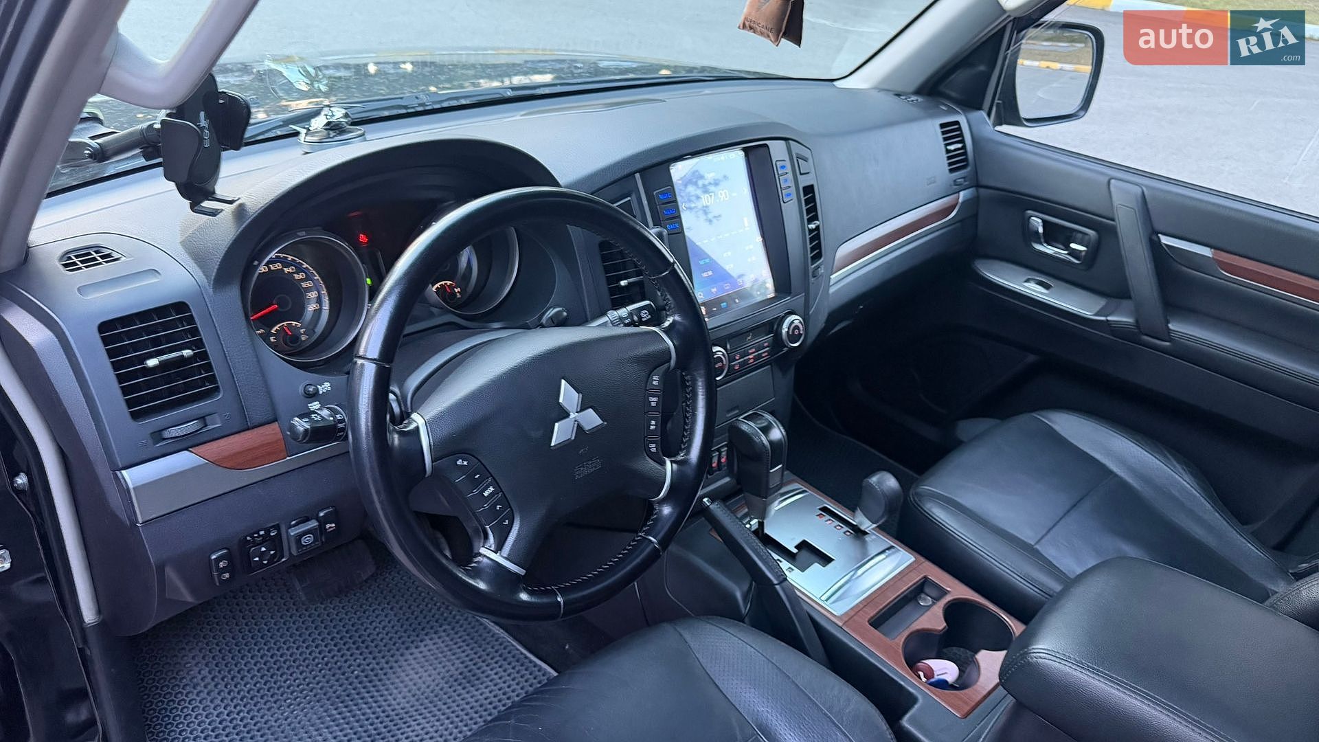 Mitsubishi Pajero Wagon 2008 VIN JMYLRV93W8J003823 фото оголошення 47 з 54
