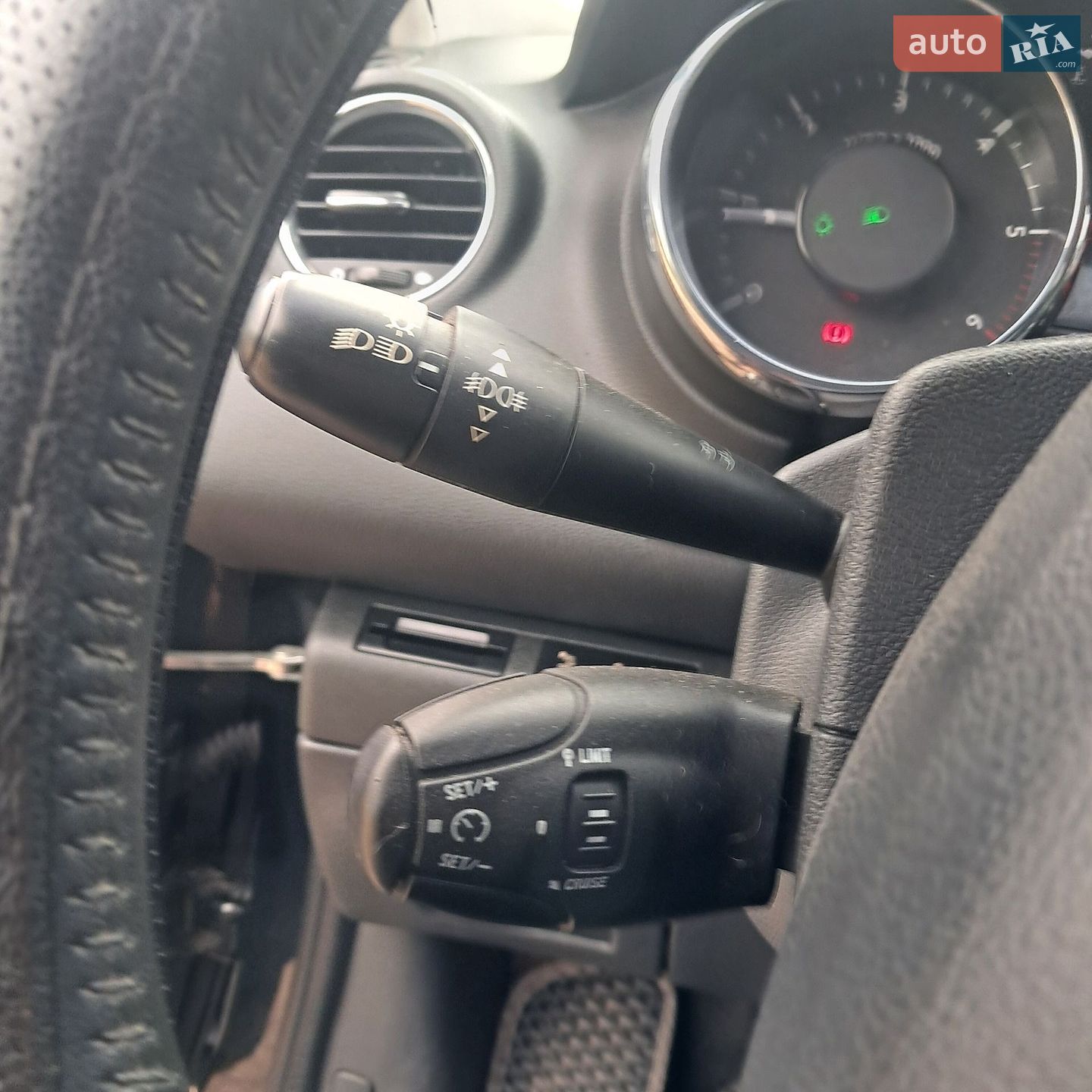 Peugeot 3008 2012 VIN VF30URHE8CS079292 фото оголошення 11 з 18