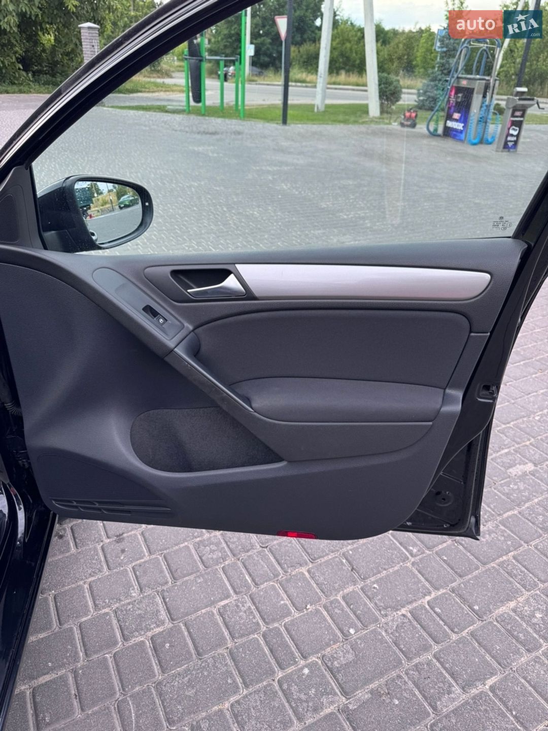 Volkswagen Golf 2011 VIN WVWZZZ1KZBW168733 фото оголошення 15 з 38