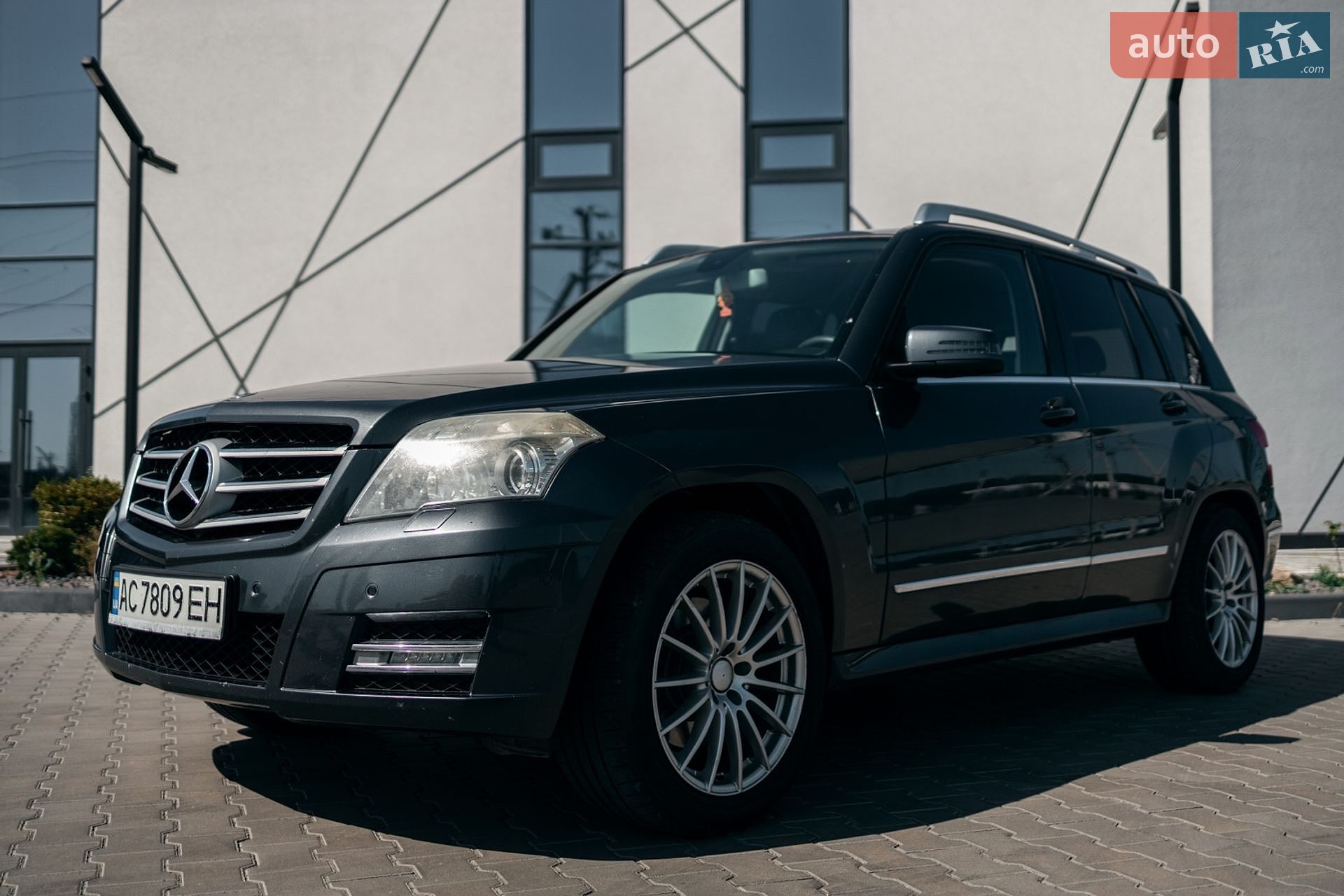 Mercedes-Benz GLK-Class 2010 VIN WDC2049921F526853 фото оголошення 2 з 64