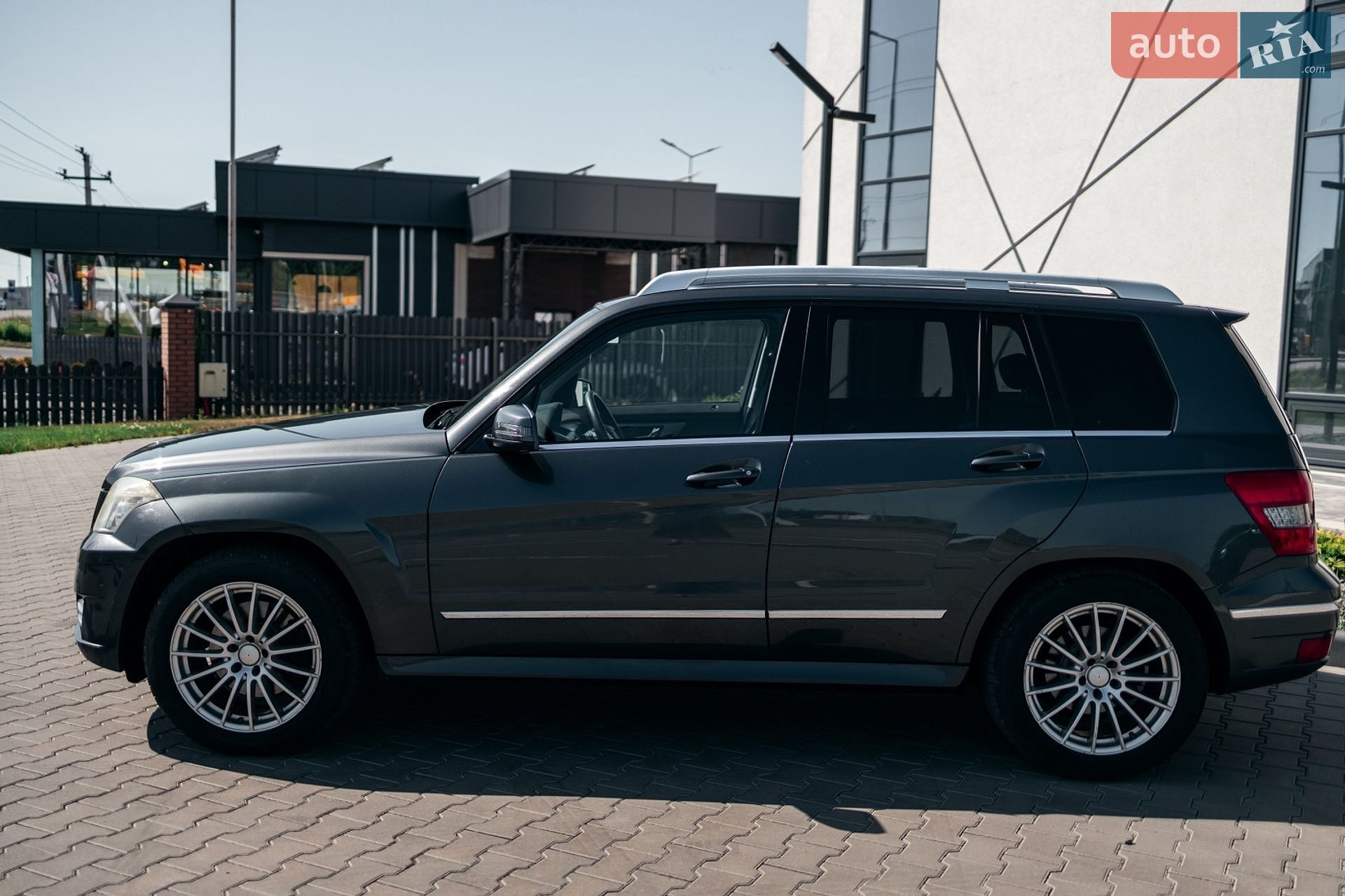 Mercedes-Benz GLK-Class 2010 VIN WDC2049921F526853 фото оголошення 4 з 64