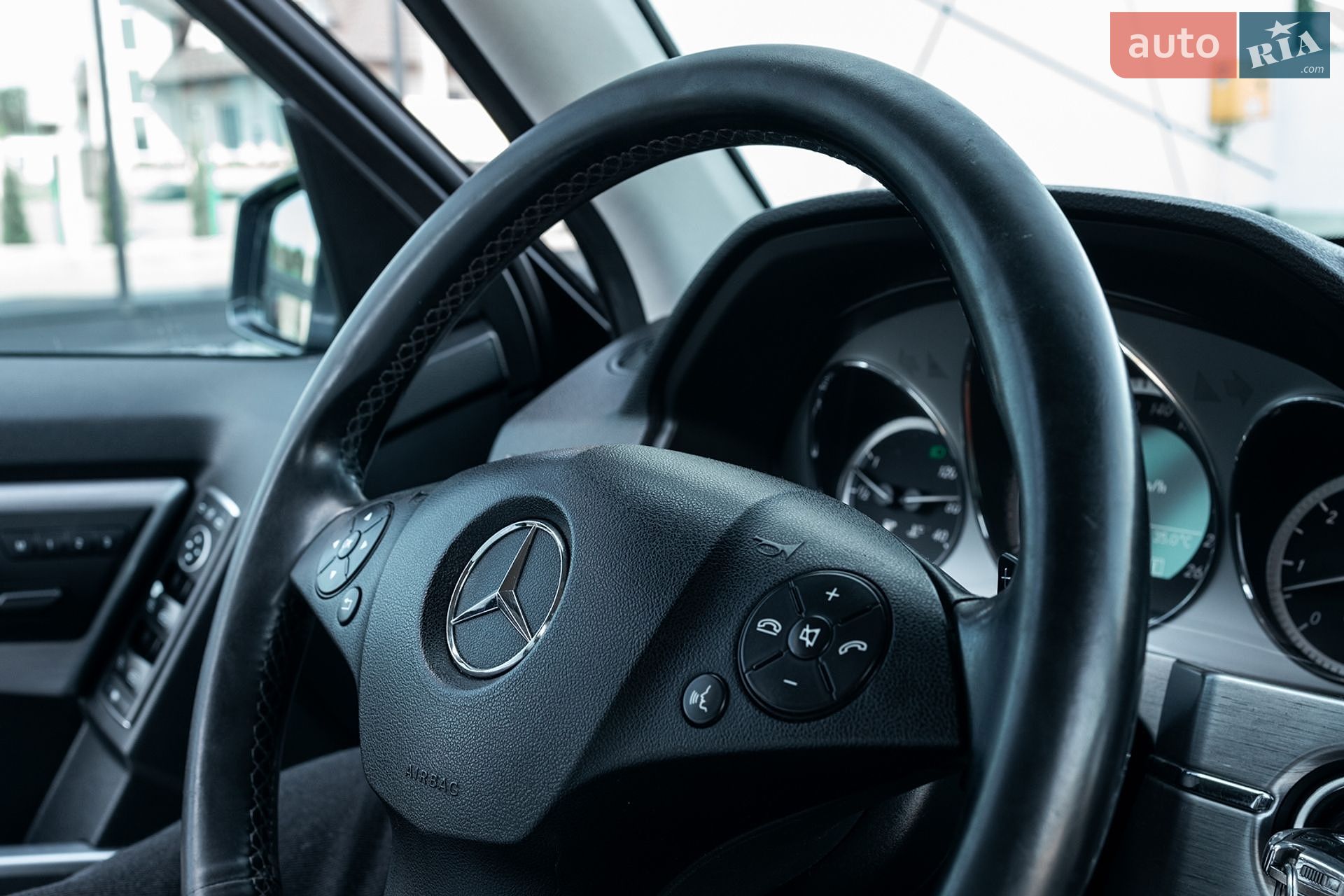 Mercedes-Benz GLK-Class 2010 VIN WDC2049921F526853 фото оголошення 49 з 64