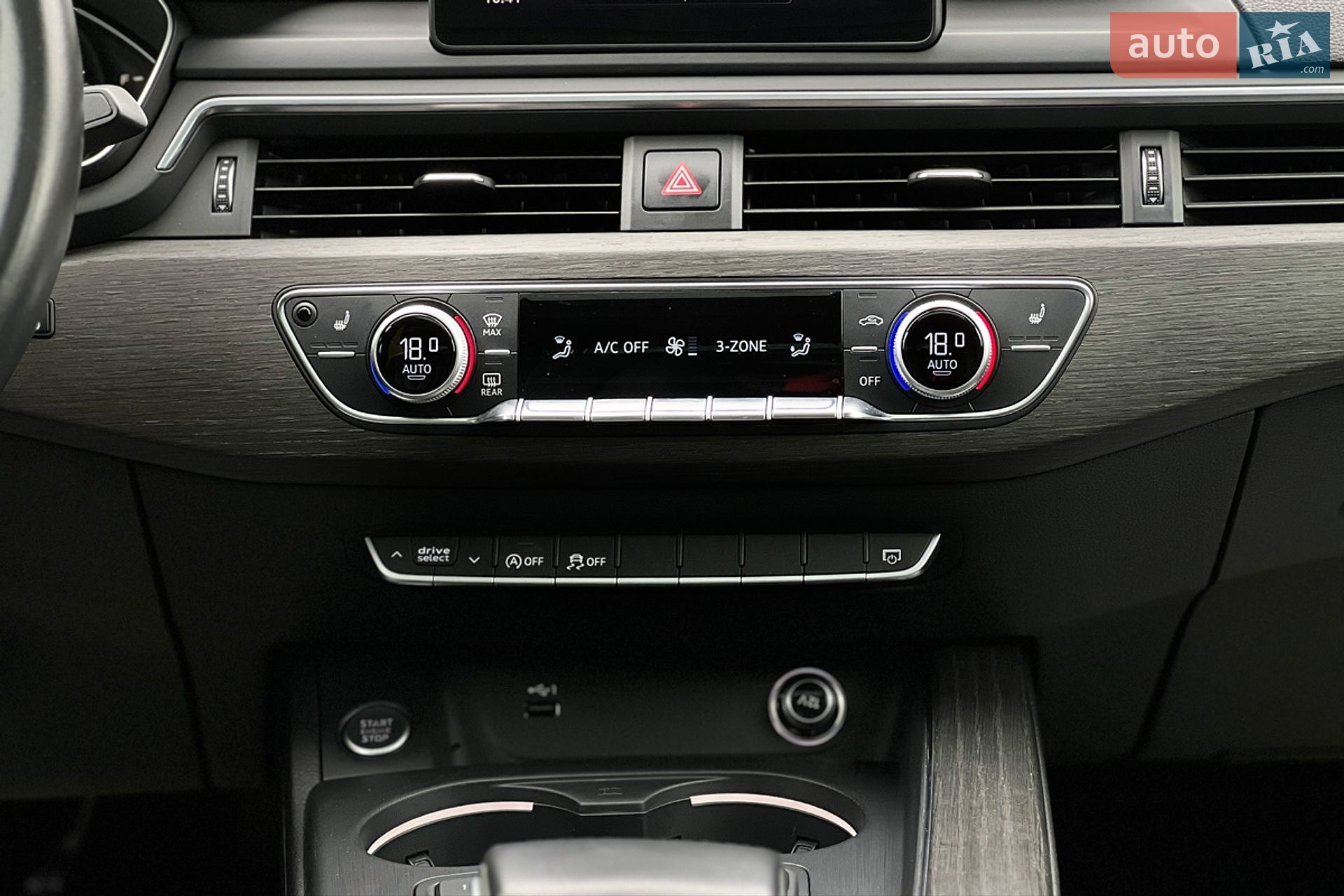 Audi A4 2019 VIN WAUGMAF45KN010142 фото оголошення 20 з 33
