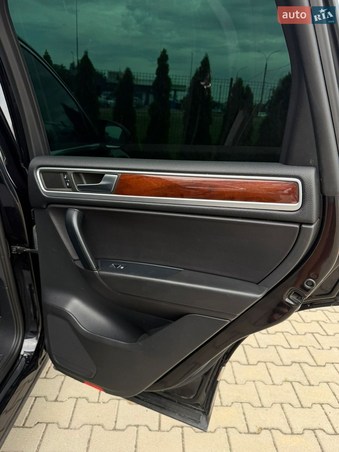 Volkswagen Touareg 2011 VIN WVGZZZ7PZCD009264 фото оголошення 17 з 31