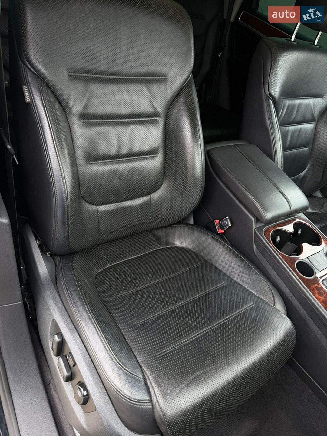 Volkswagen Touareg 2011 VIN WVGZZZ7PZCD009264 фото оголошення 19 з 31