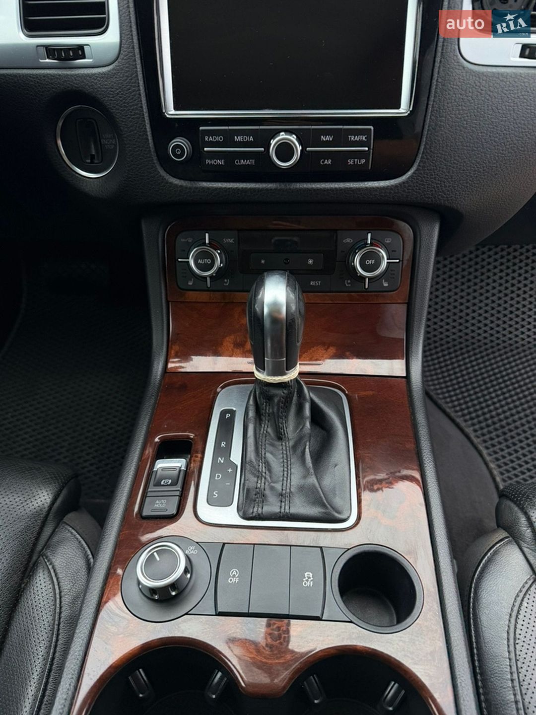 Volkswagen Touareg 2011 VIN WVGZZZ7PZCD009264 фото оголошення 20 з 31