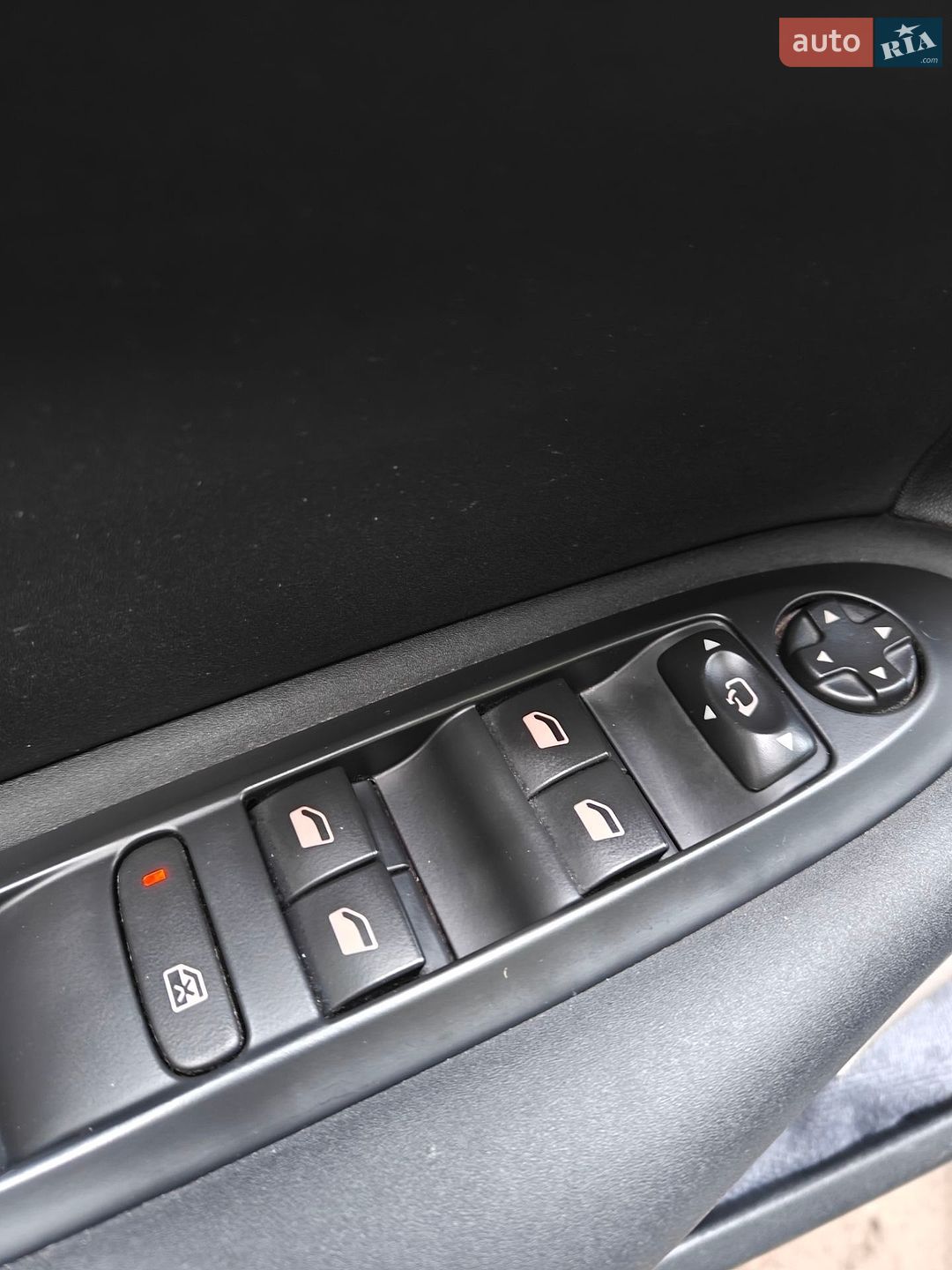 Citroen C4 2017 VIN VF7NCBHZTHY524754 фото оголошення 18 з 27