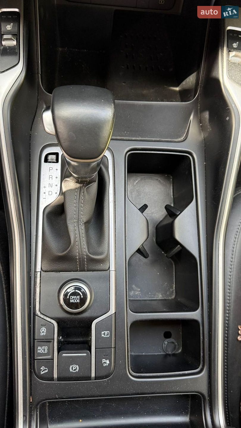 Kia Sorento 2022 VIN 5XYRH4LF1NG141913 фото оголошення 8 з 23