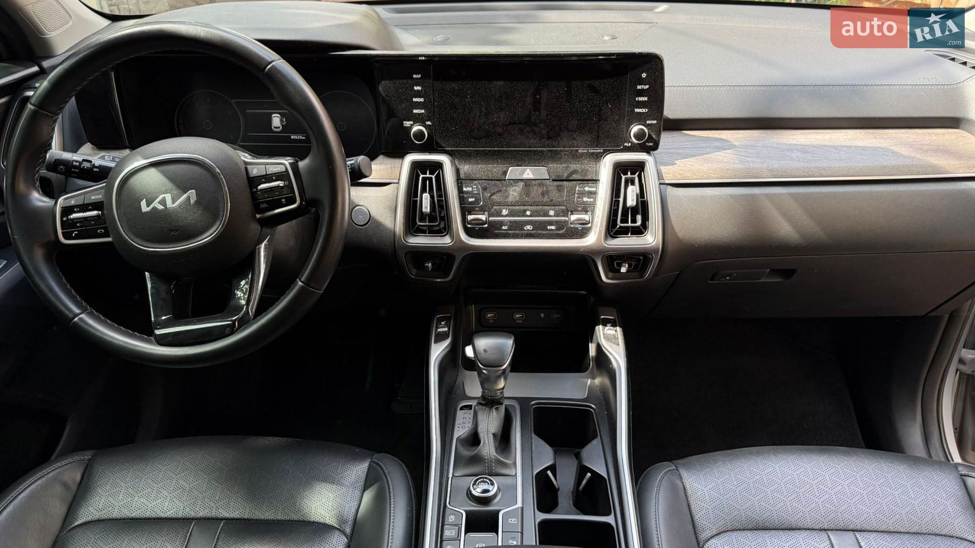 Kia Sorento 2022 VIN 5XYRH4LF1NG141913 фото оголошення 7 з 23