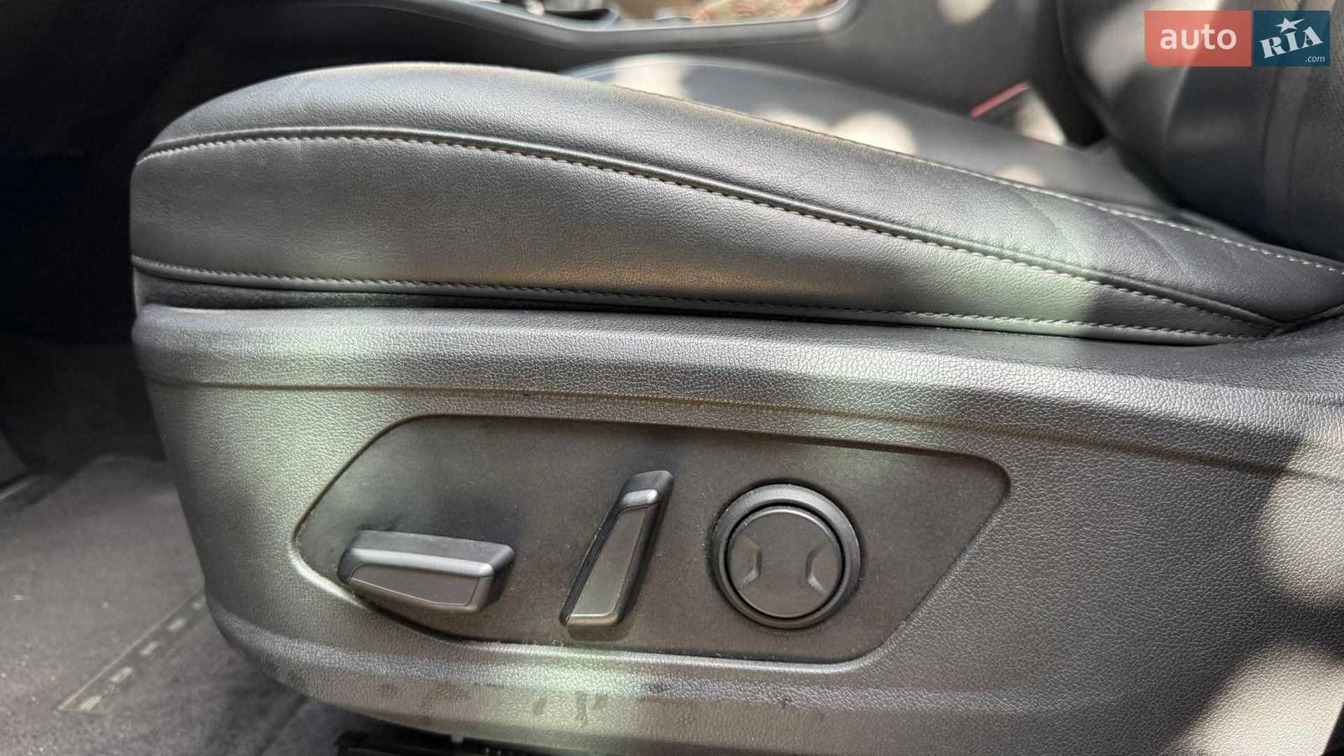 Kia Sorento 2022 VIN 5XYRH4LF1NG141913 фото оголошення 11 з 23