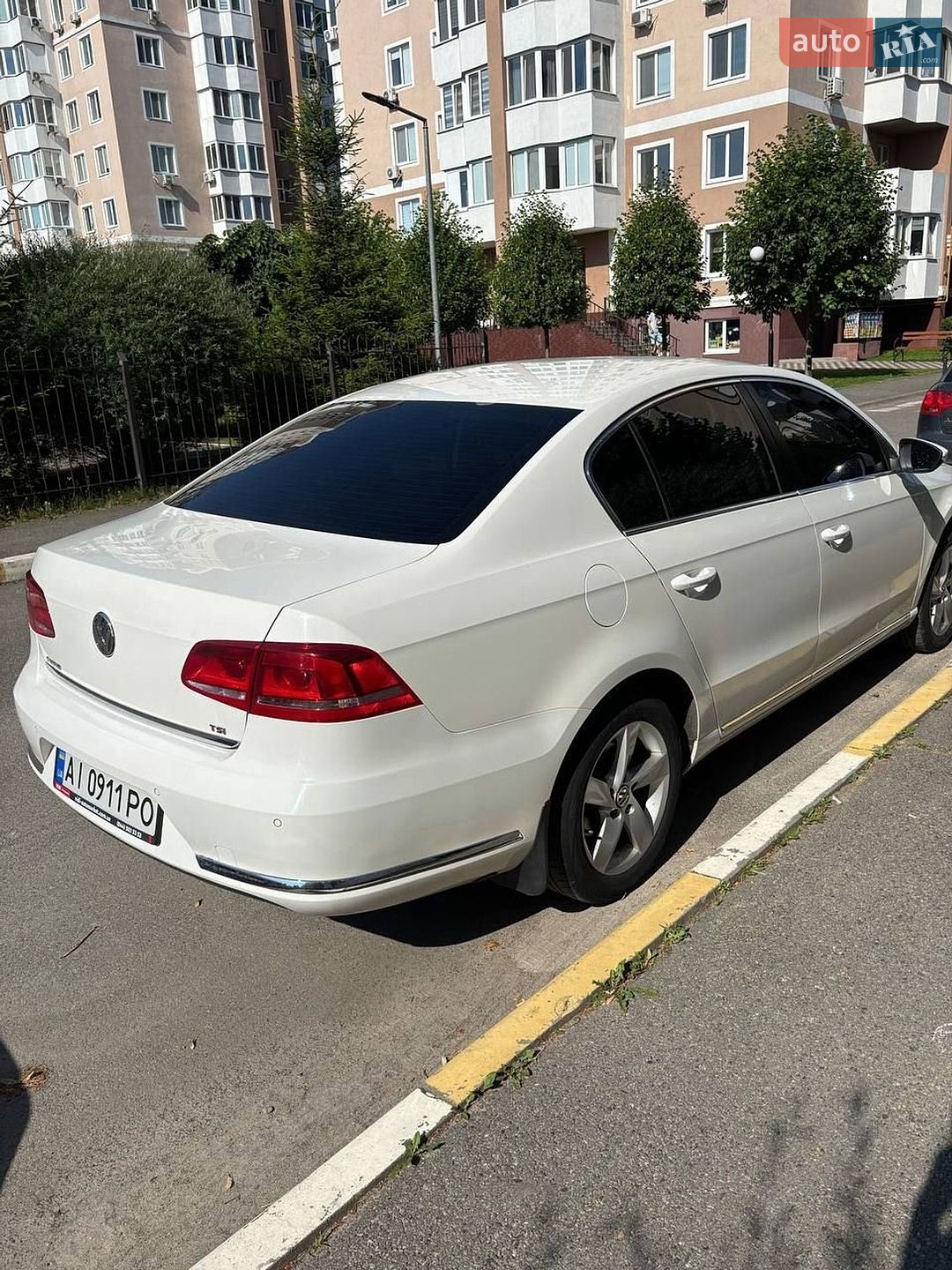 Volkswagen Passat 2013 VIN WVWZZZ3CZEP009899 фото оголошення 4 з 12