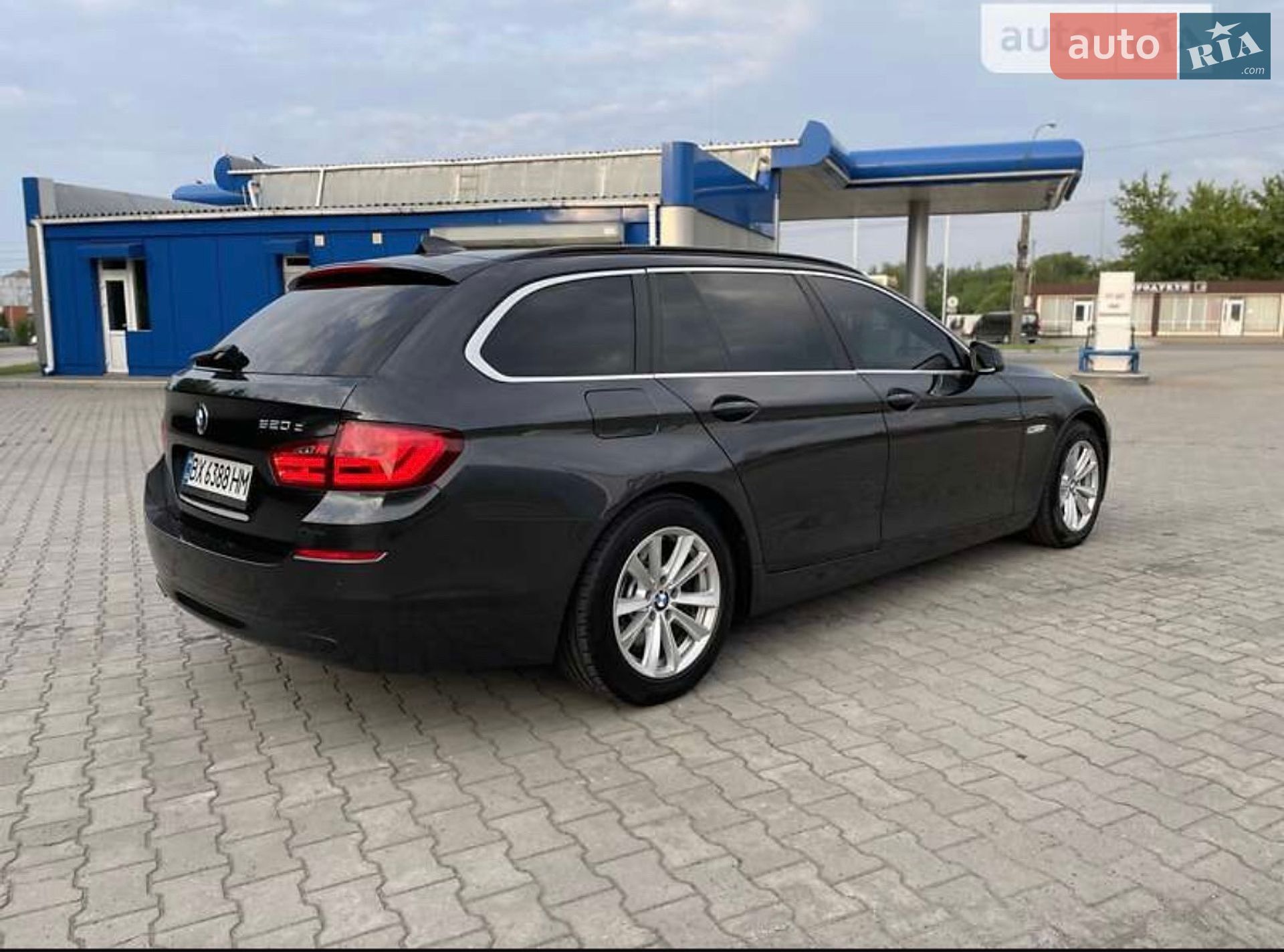 BMW 5 Series 2010 VIN WBAMX11040C880150 фото оголошення 8 з 22