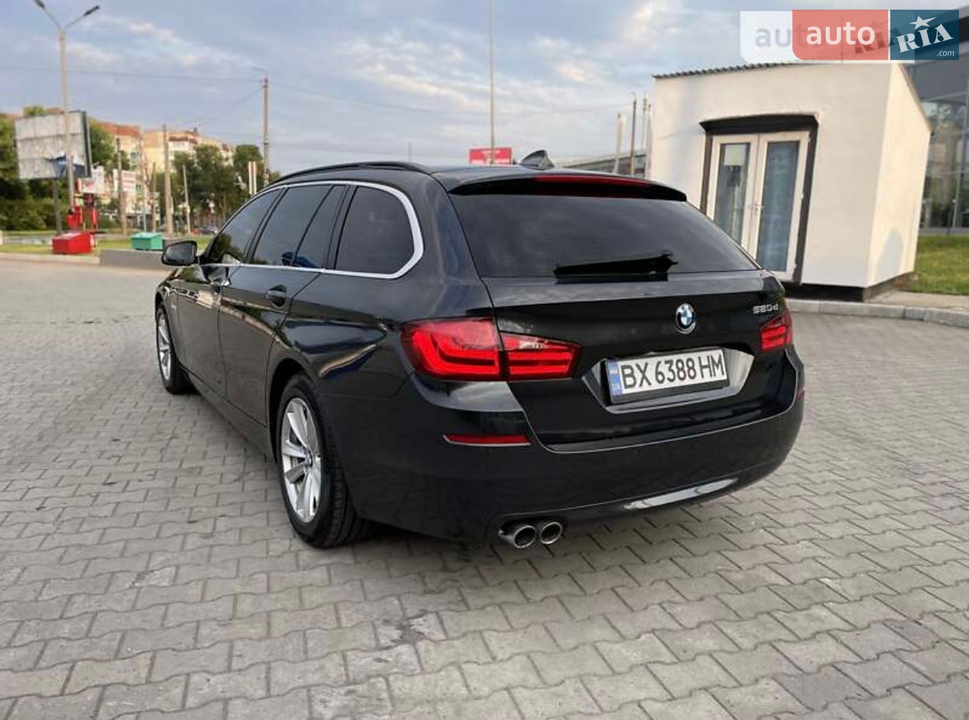 BMW 5 Series 2010 VIN WBAMX11040C880150 фото оголошення 9 з 22