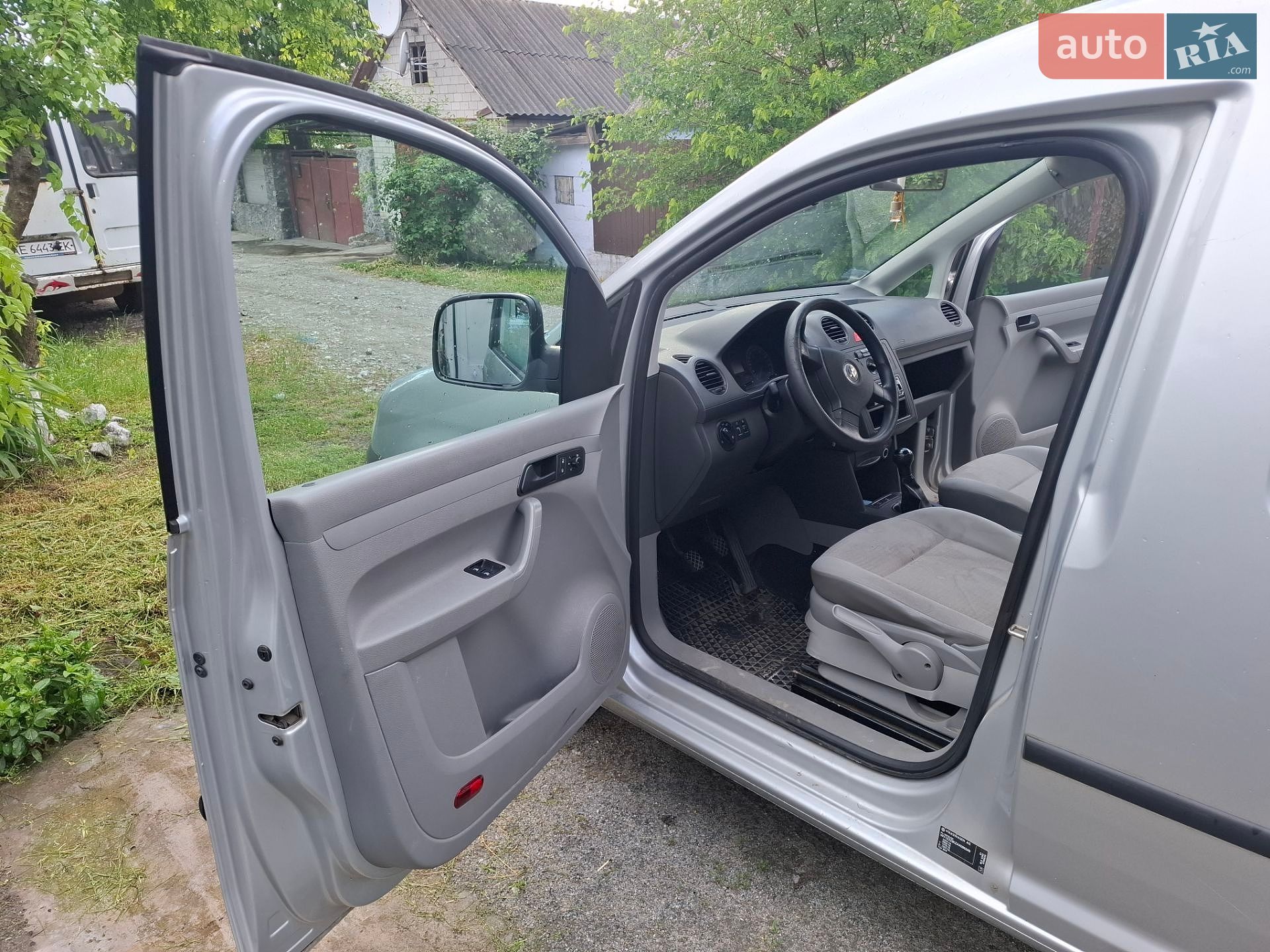 Volkswagen Caddy 2010 VIN WV1ZZZ2KZAX096349 фото оголошення 4 з 11