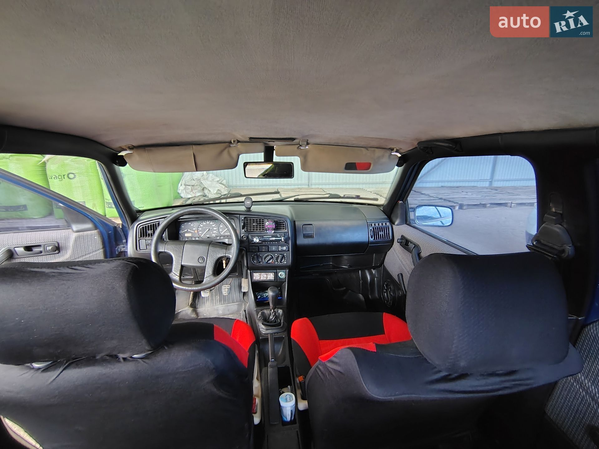 Volkswagen Passat 1992 VIN WVWZZZ31ZNB088876 фото оголошення 10 з 16