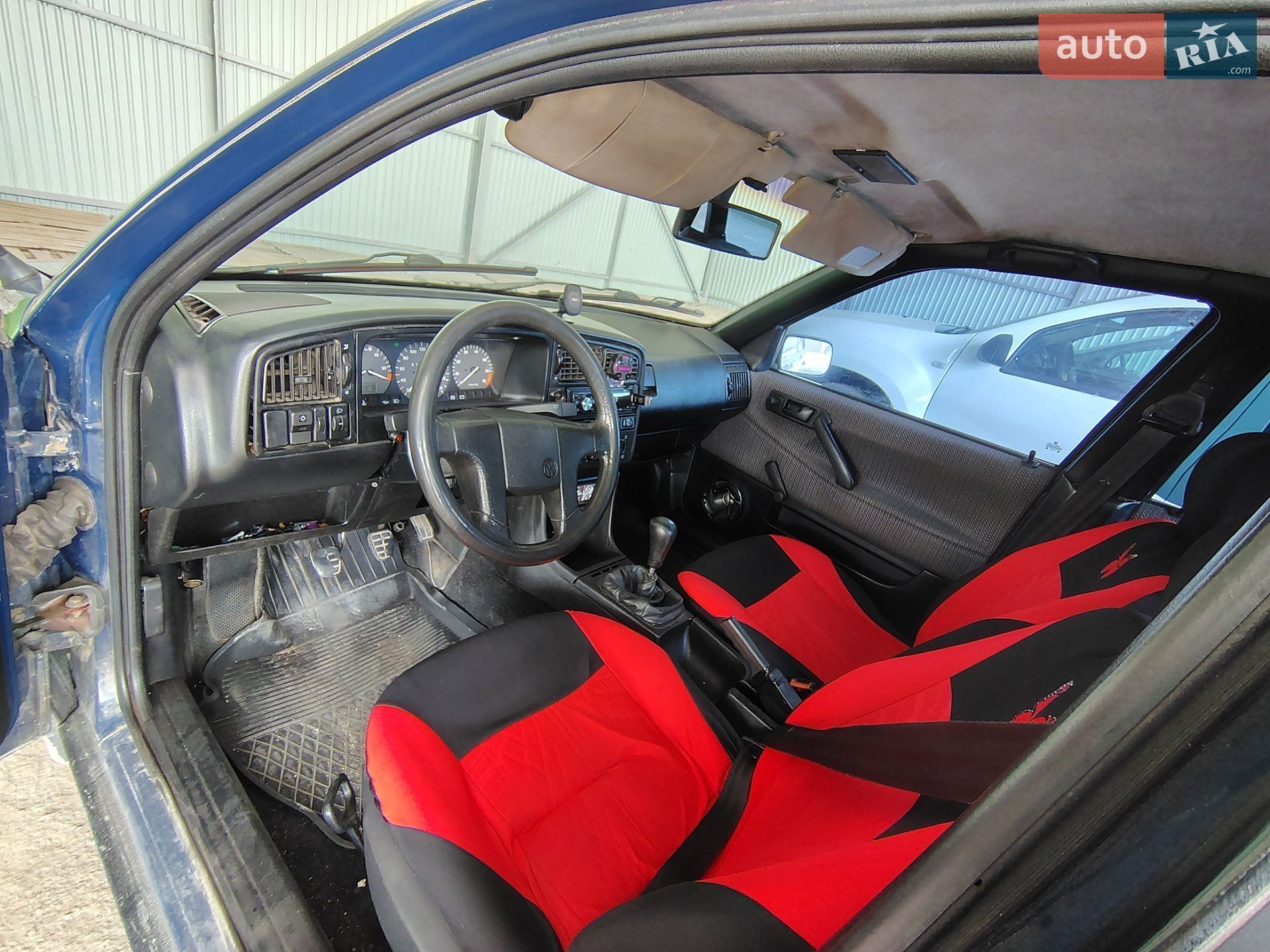 Volkswagen Passat 1992 VIN WVWZZZ31ZNB088876 фото оголошення 13 з 16
