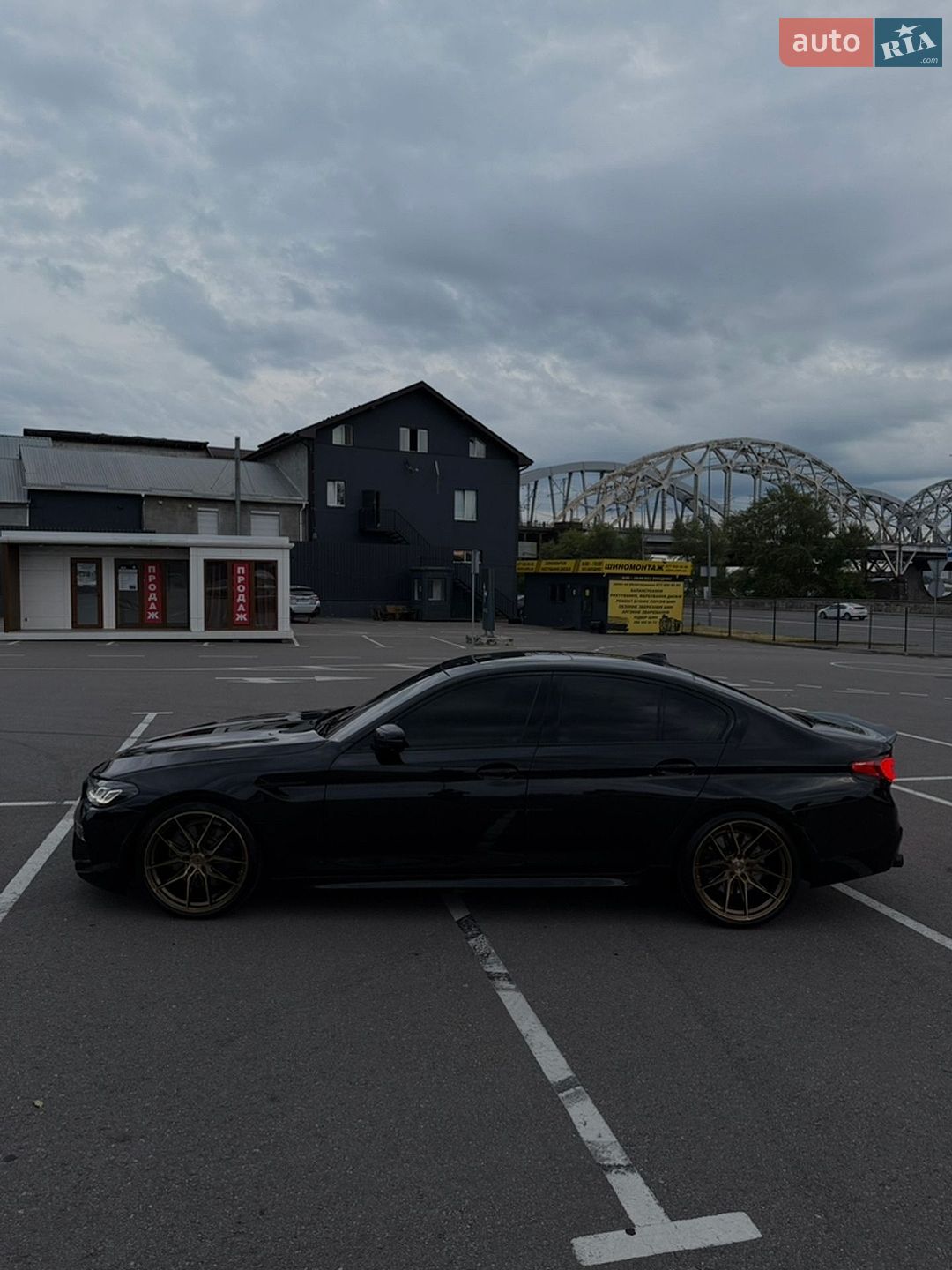 BMW 5 Series 2017 VIN WBAJE5C30HG917156 фото оголошення 3 з 9