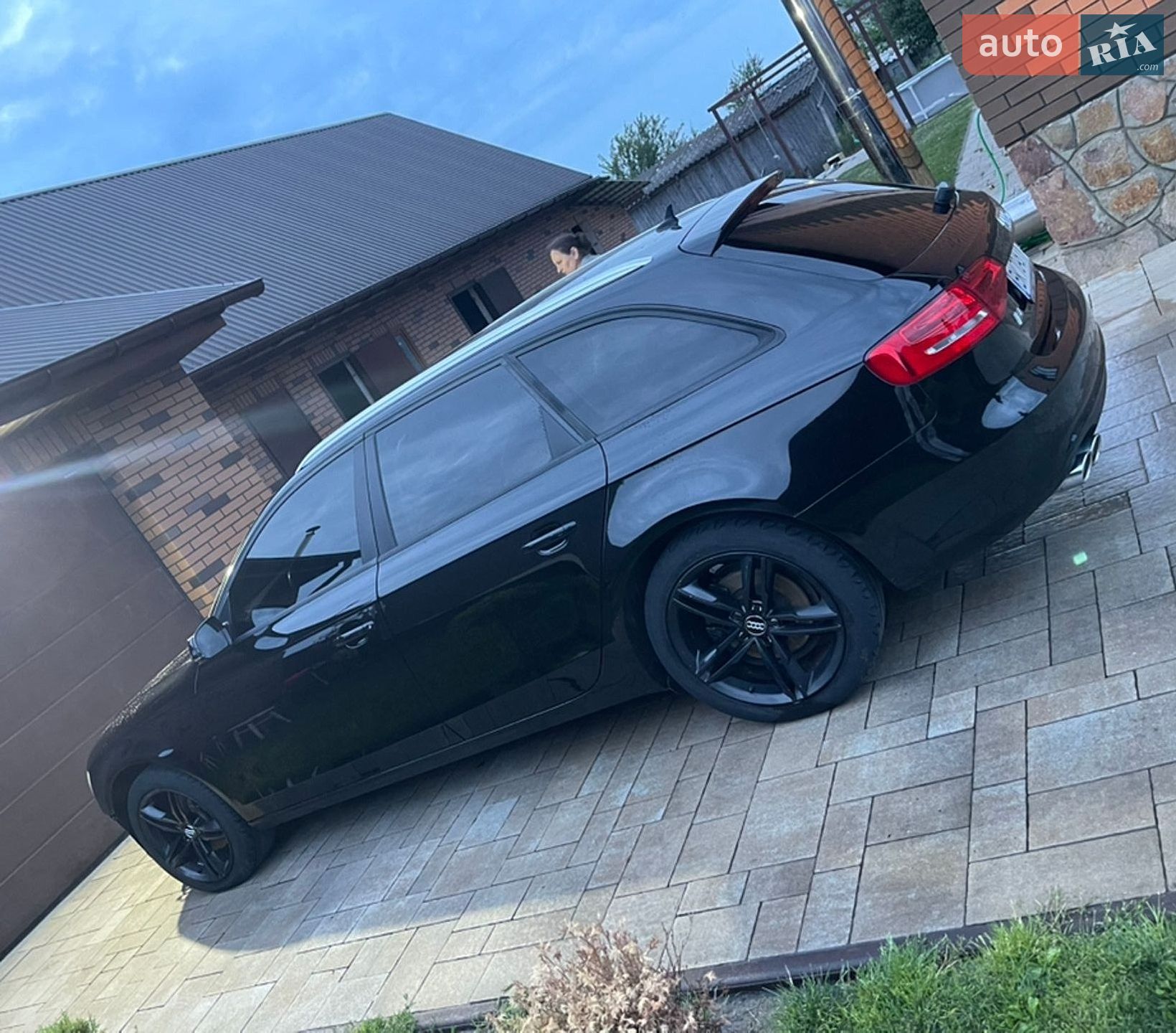 Audi A4 2015 VIN WAUZZZ8K4FA177058 фото оголошення 3 з 24