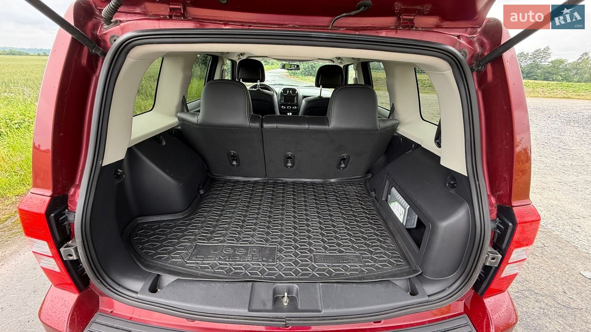 Jeep Patriot 2016 VIN 1C4NJRFB2HD172356 фото оголошення 14 з 16