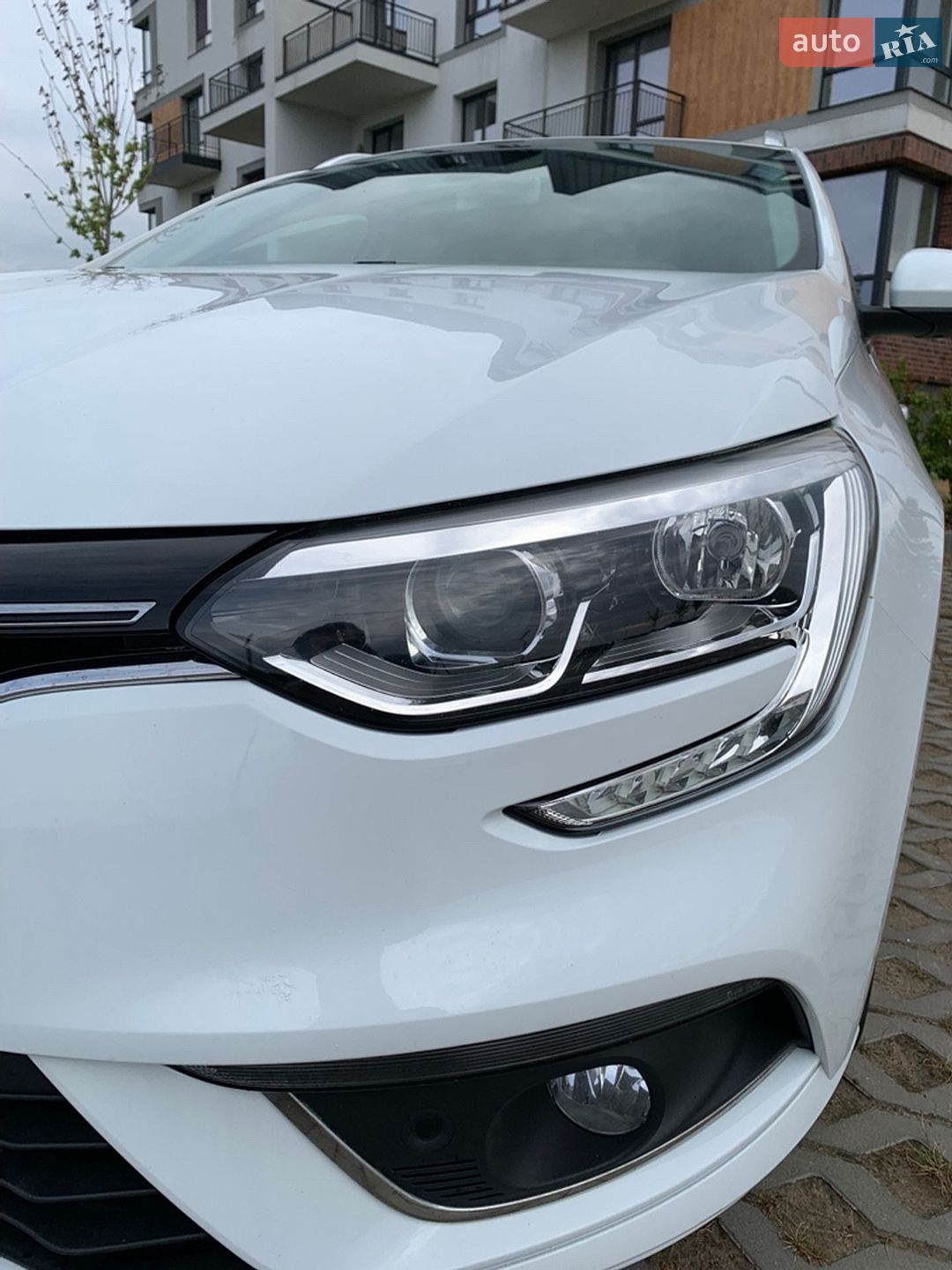 Renault Megane 2019 VIN VF1RFB00962912106 фото оголошення 10 з 75