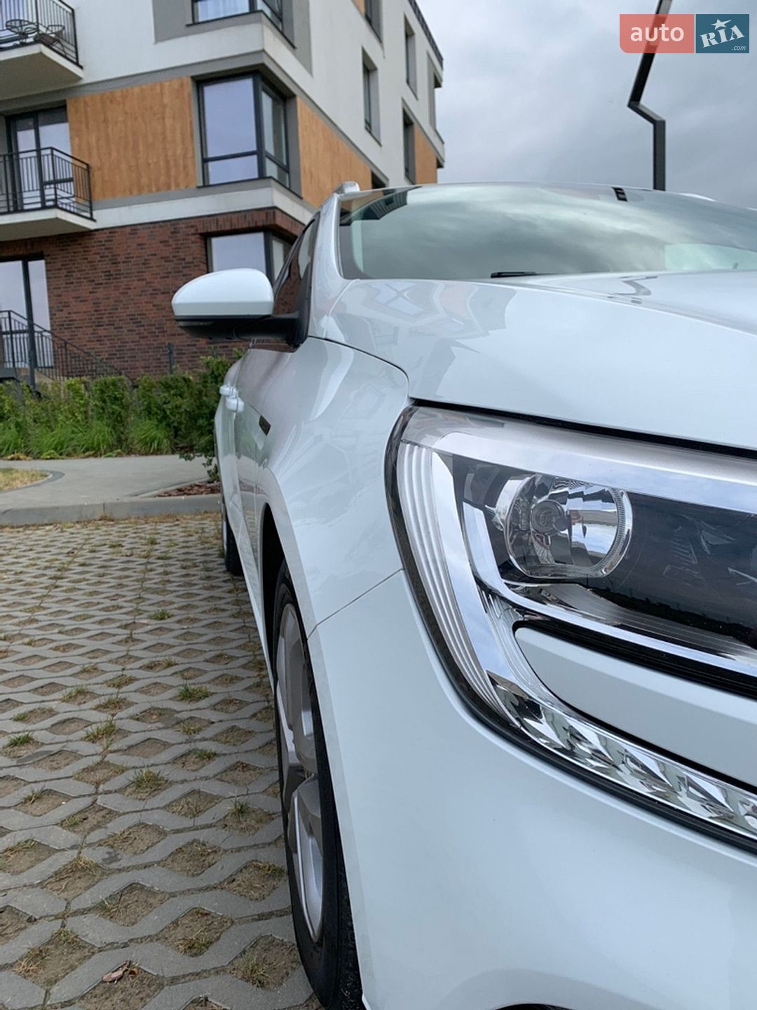 Renault Megane 2019 VIN VF1RFB00962912106 фото оголошення 12 з 75