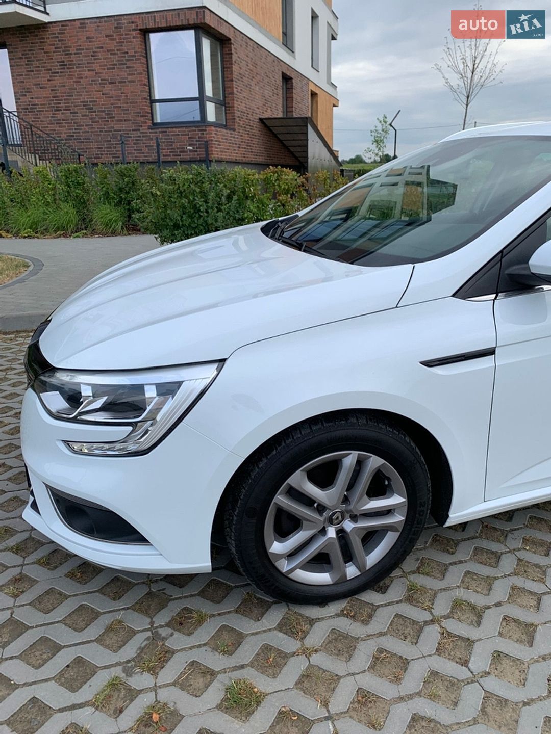 Renault Megane 2019 VIN VF1RFB00962912106 фото оголошення 24 з 75