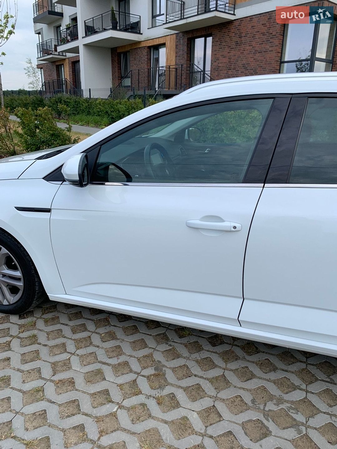 Renault Megane 2019 VIN VF1RFB00962912106 фото оголошення 25 з 75