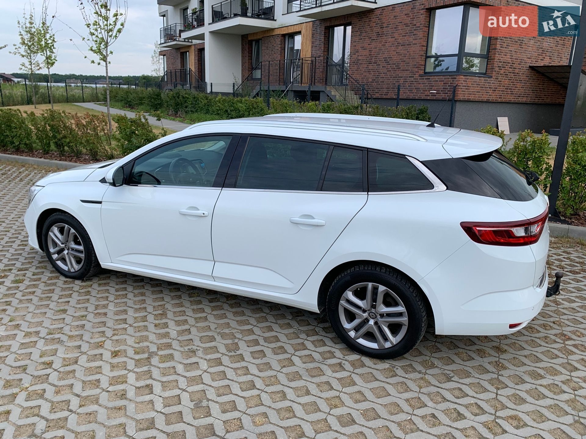 Renault Megane 2019 VIN VF1RFB00962912106 фото оголошення 31 з 75