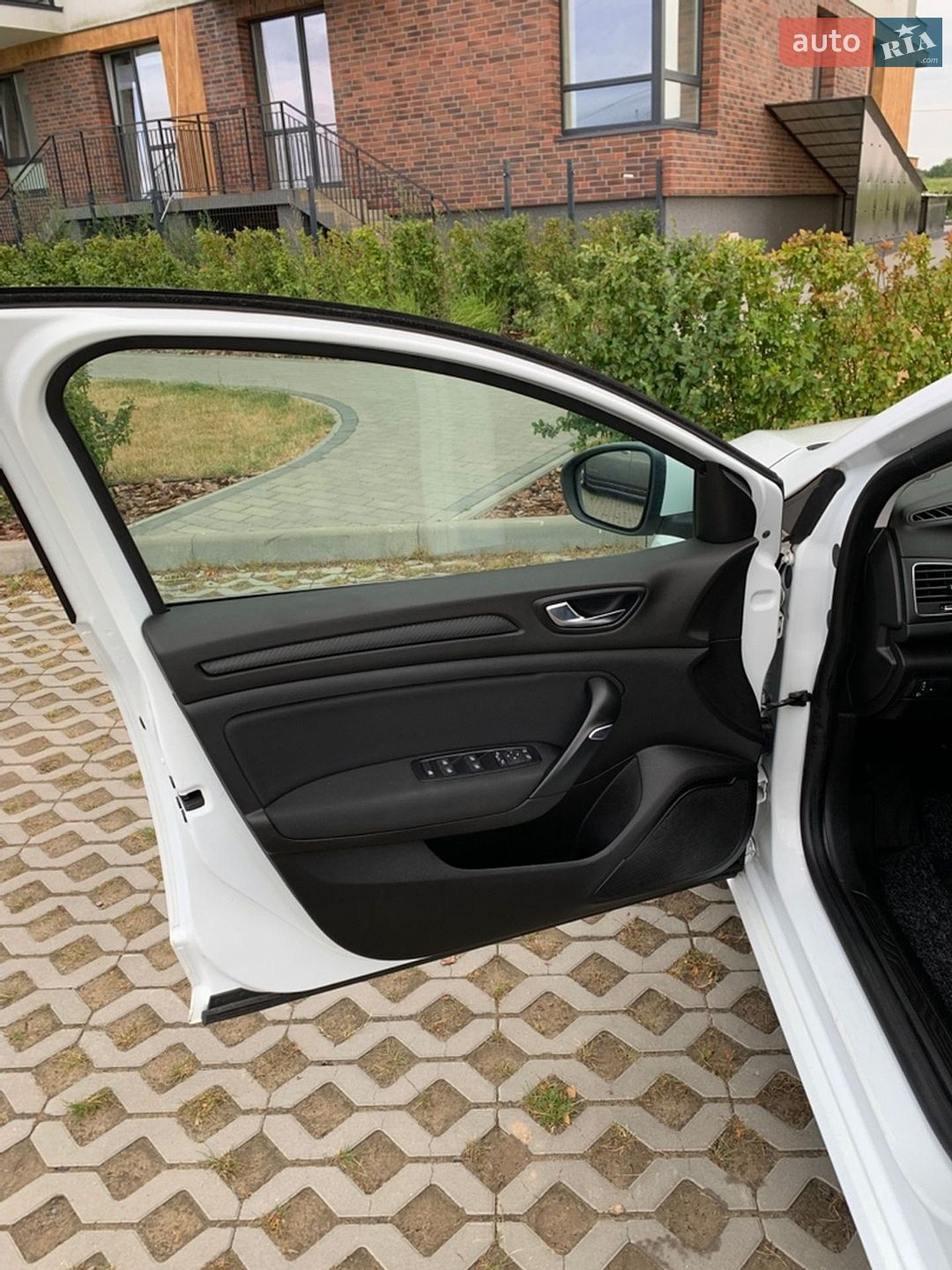 Renault Megane 2019 VIN VF1RFB00962912106 фото оголошення 47 з 75
