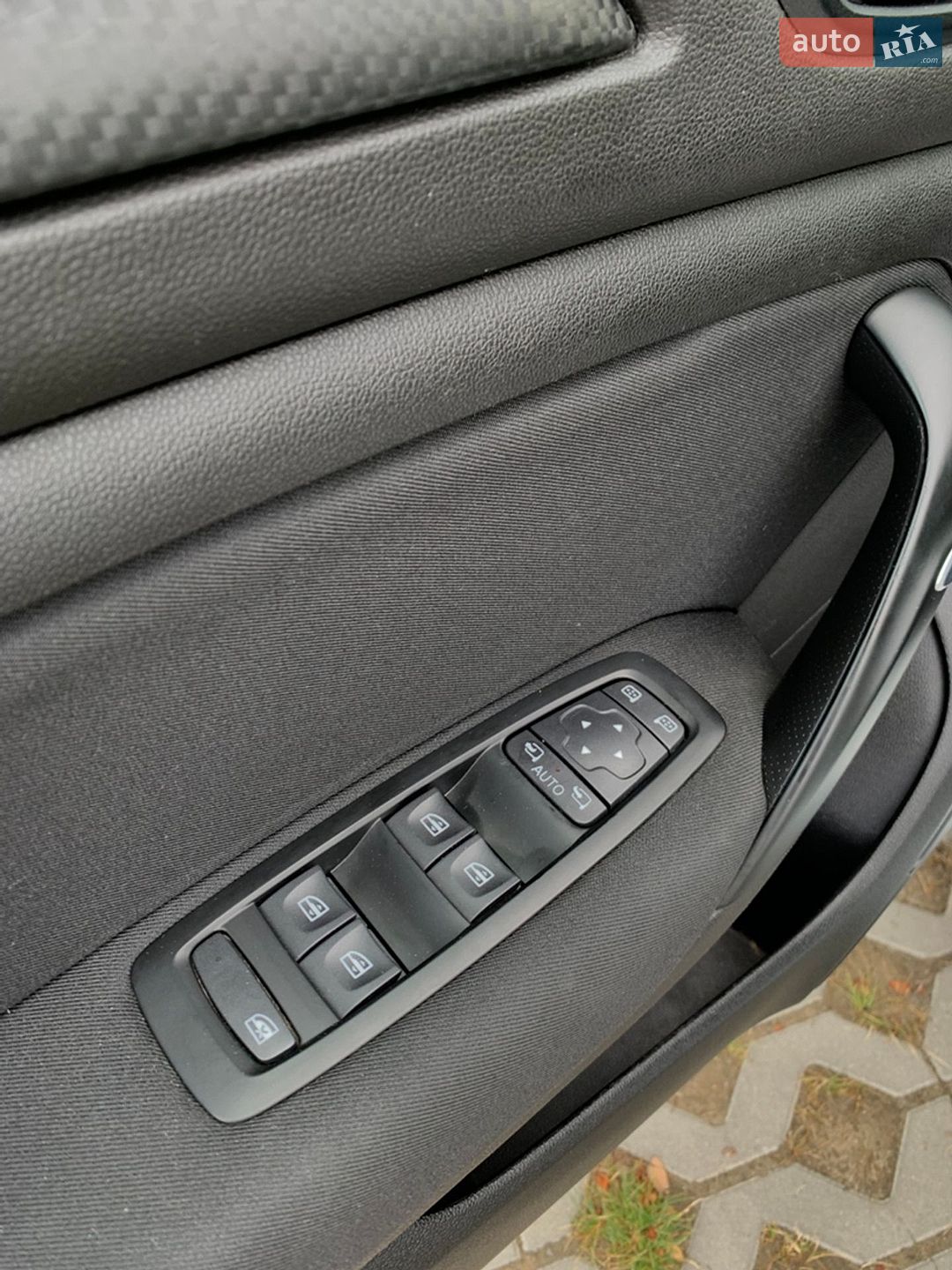 Renault Megane 2019 VIN VF1RFB00962912106 фото оголошення 48 з 75