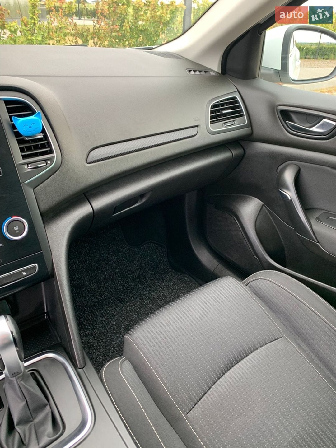 Renault Megane 2019 VIN VF1RFB00962912106 фото оголошення 56 з 75