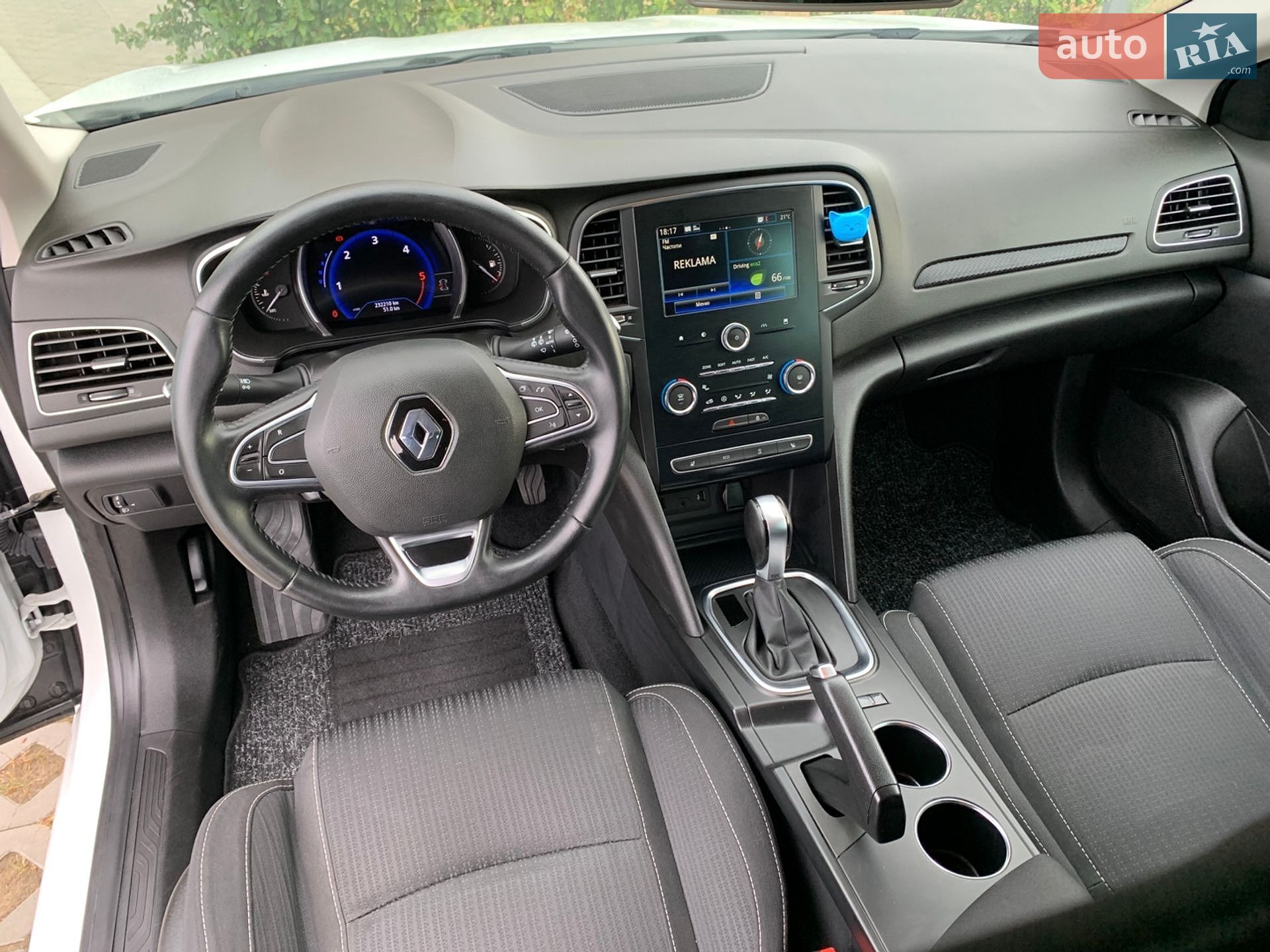 Renault Megane 2019 VIN VF1RFB00962912106 фото оголошення 62 з 75