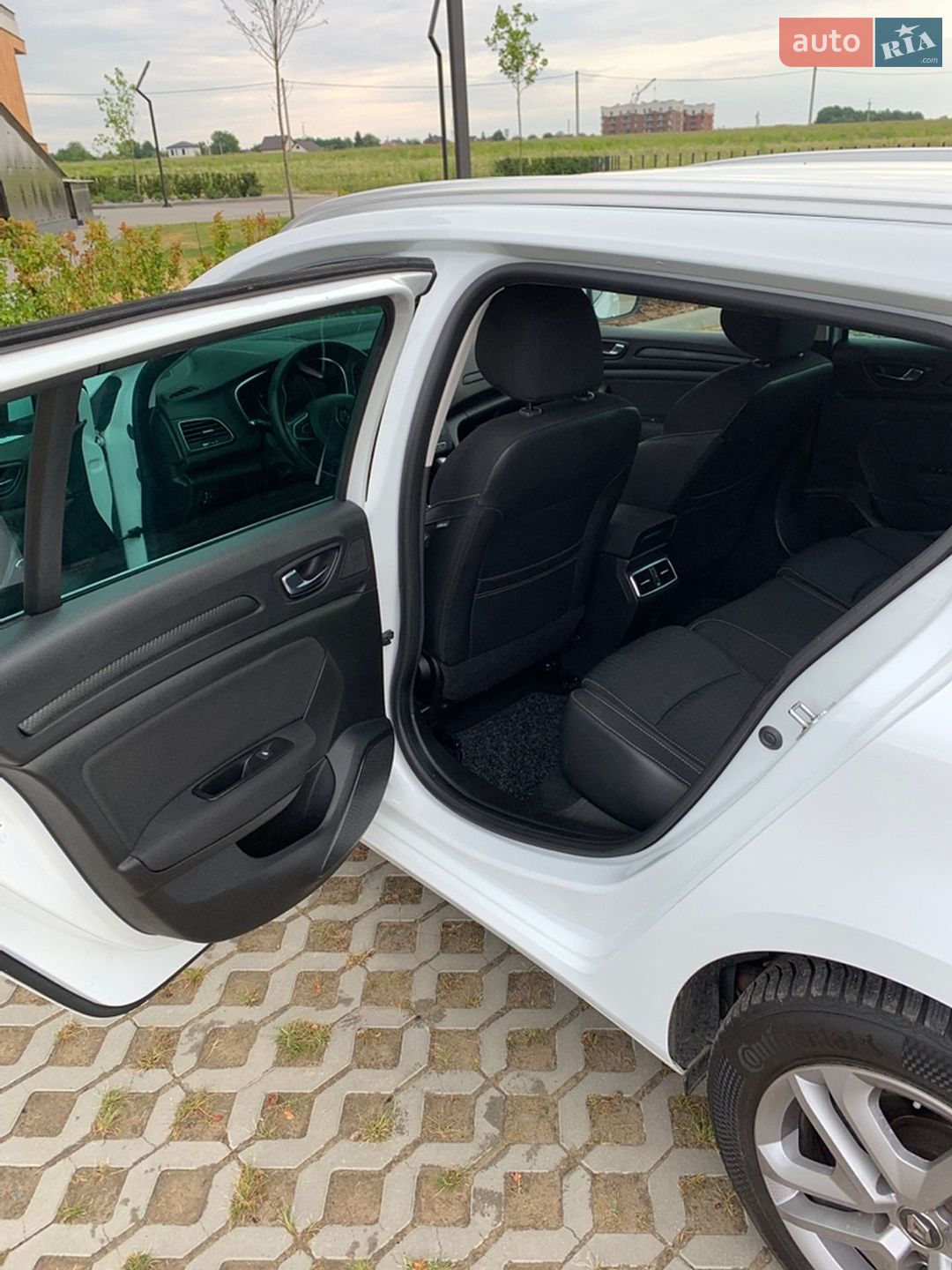 Renault Megane 2019 VIN VF1RFB00962912106 фото оголошення 64 з 75