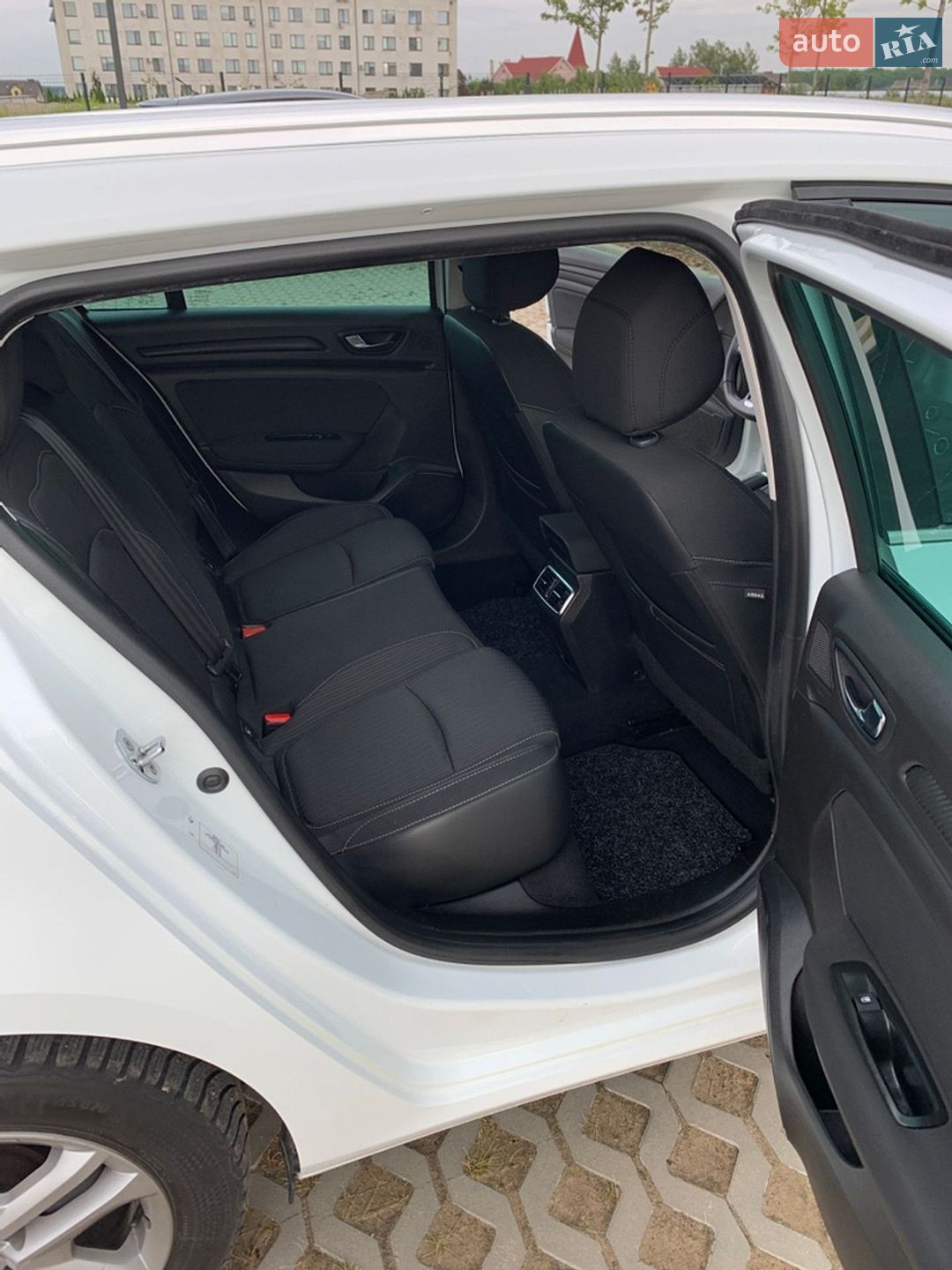 Renault Megane 2019 VIN VF1RFB00962912106 фото оголошення 68 з 75