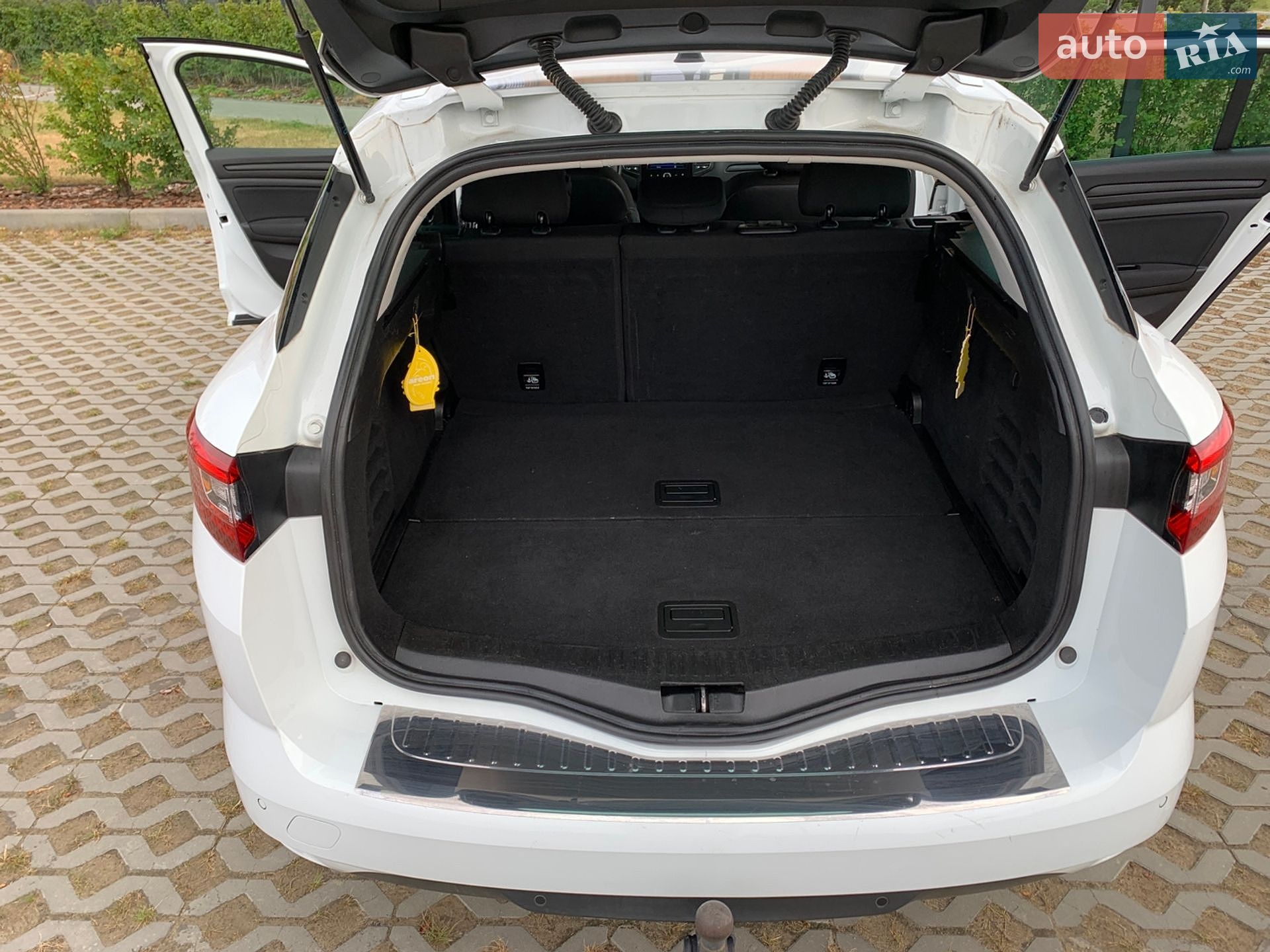 Renault Megane 2019 VIN VF1RFB00962912106 фото оголошення 69 з 75