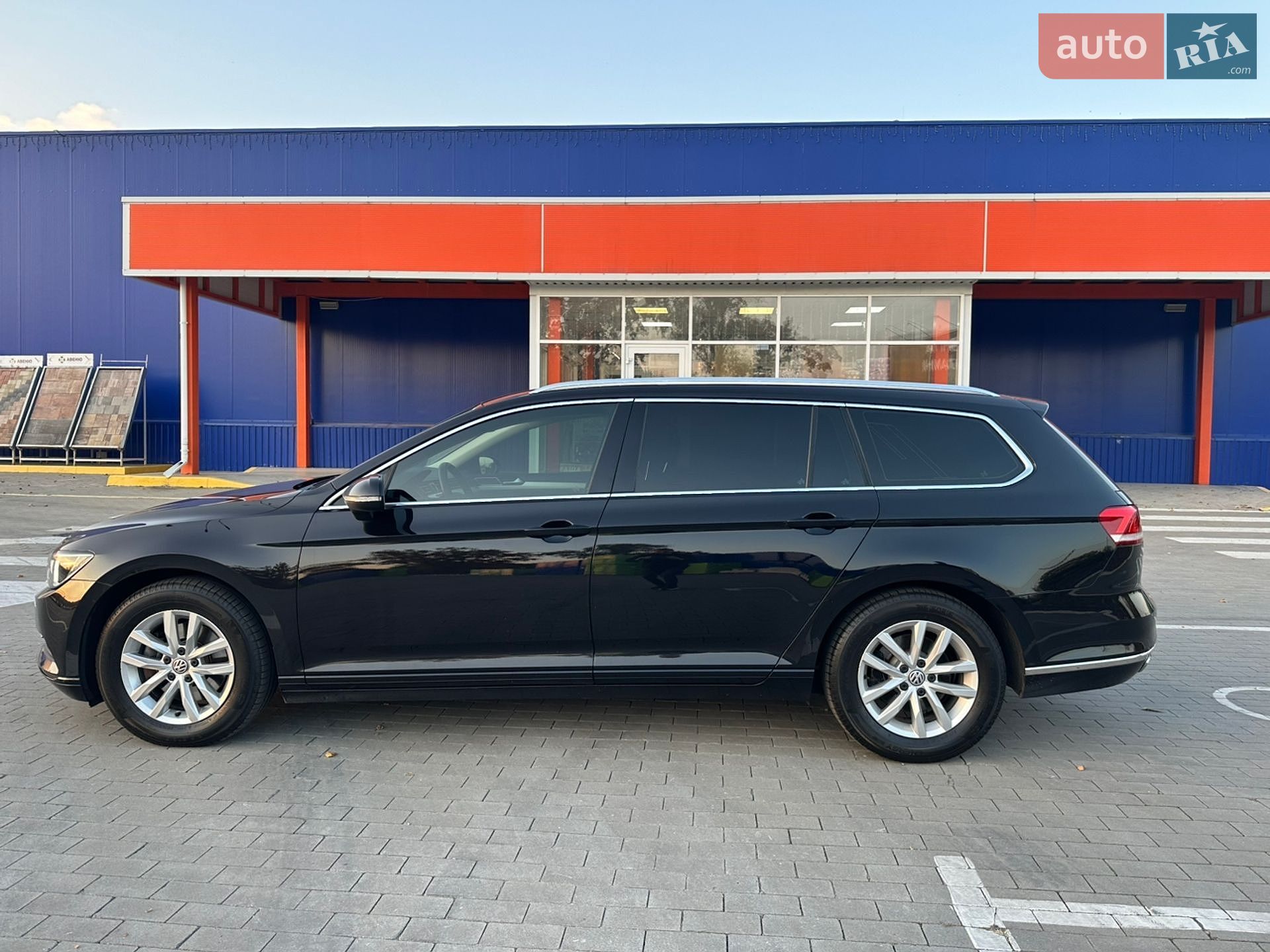 Volkswagen Passat 2017 VIN WVWZZZ3CZJE020121 фото оголошення 8 з 17