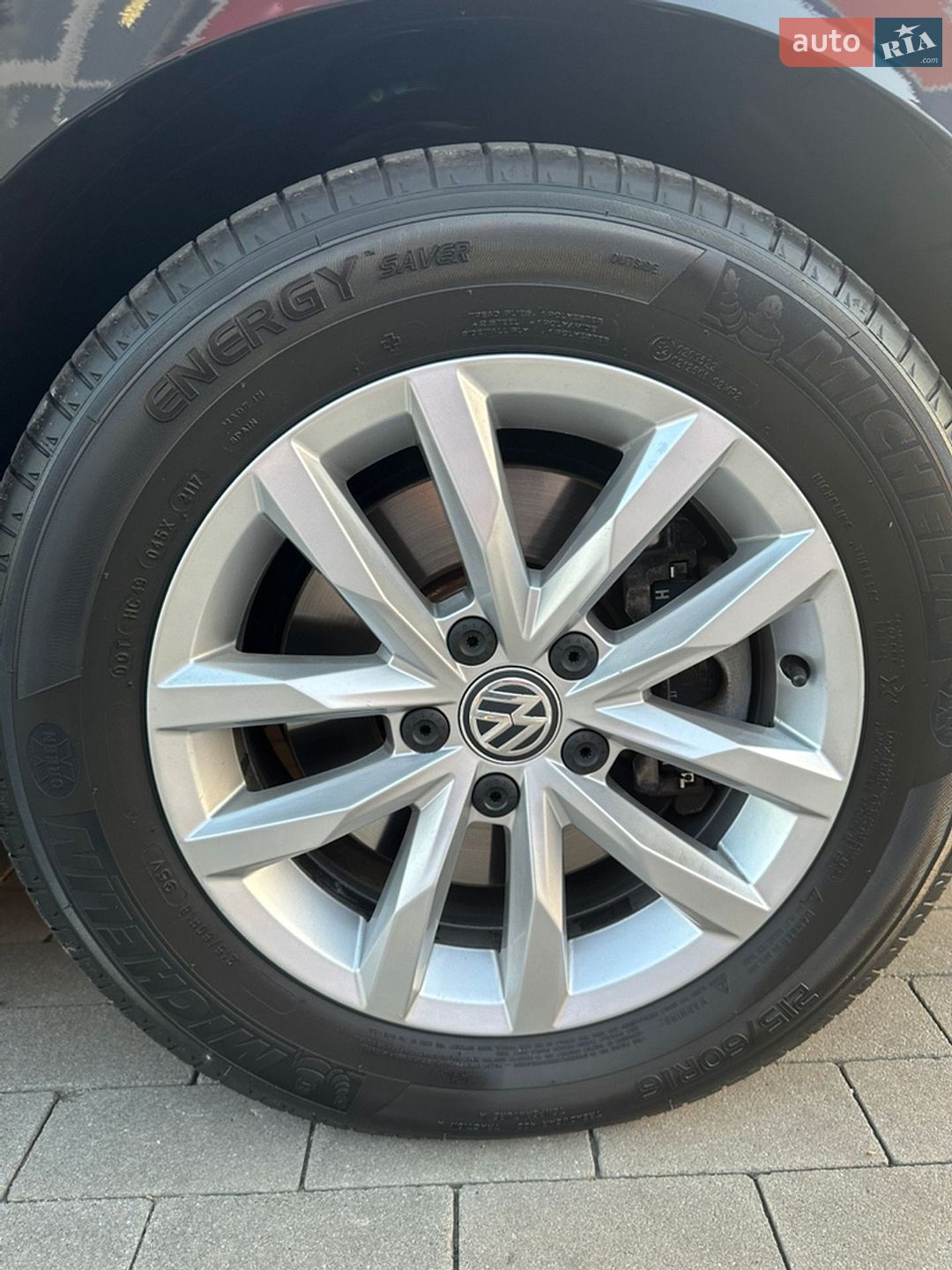 Volkswagen Passat 2017 VIN WVWZZZ3CZJE020121 фото оголошення 13 з 19