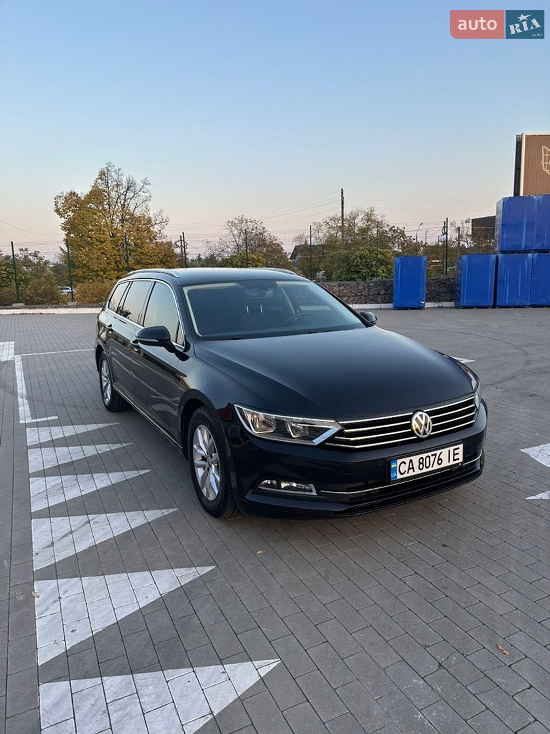 Volkswagen Passat 2017 VIN WVWZZZ3CZJE020121 фото оголошення 3 з 17