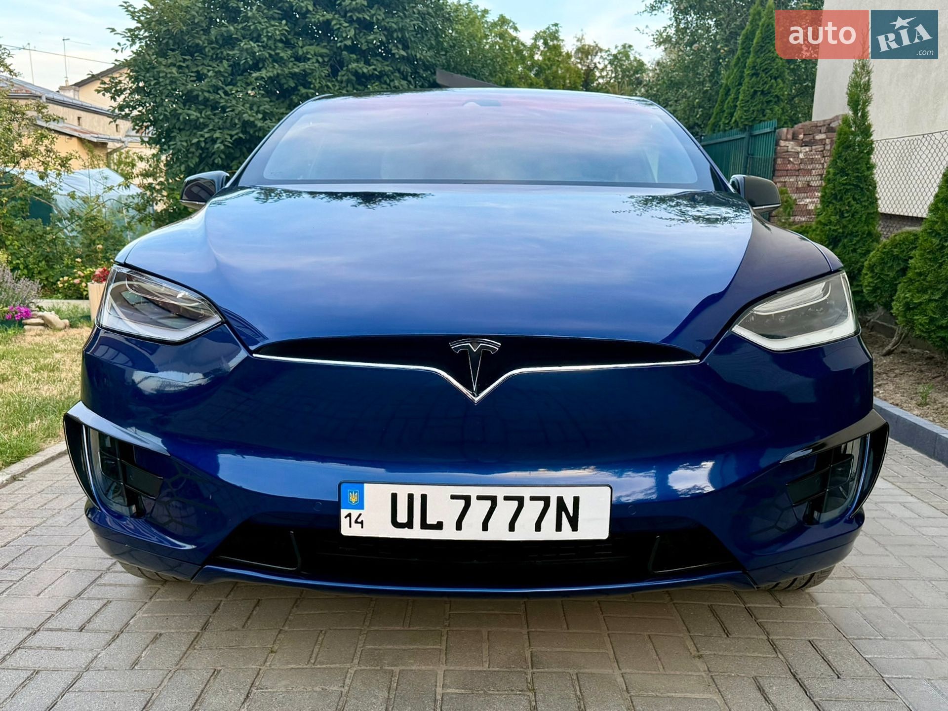 Tesla Model X 2016 VIN 5YJXCBE22GF002663 фото оголошення 3 з 45