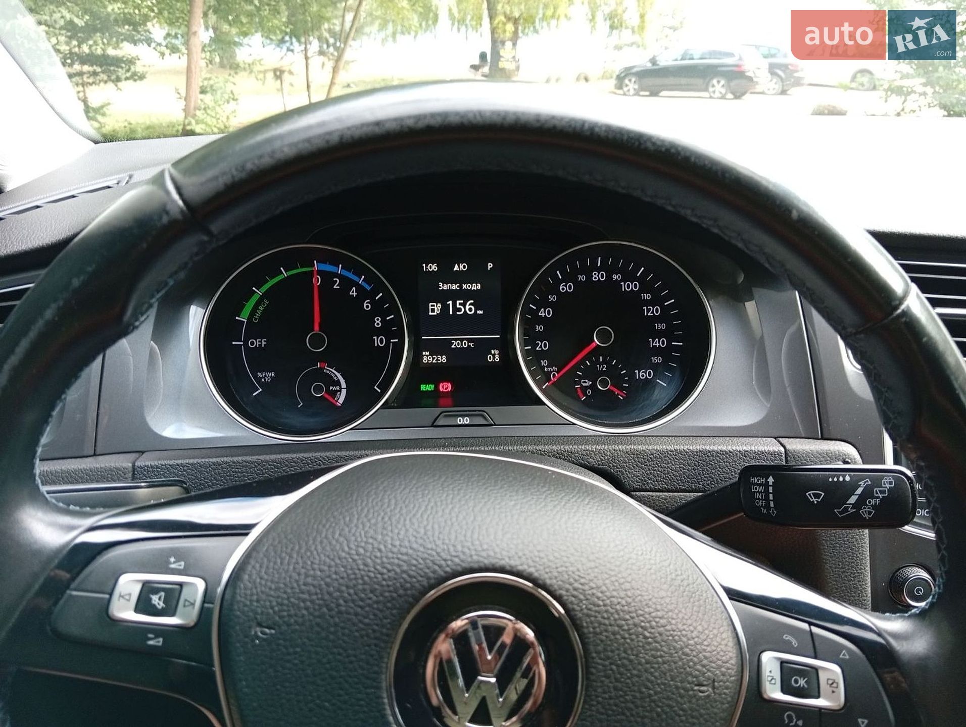 Volkswagen e-Golf 2015 VIN WVWZZZAUZFW910307 фото оголошення 5 з 13