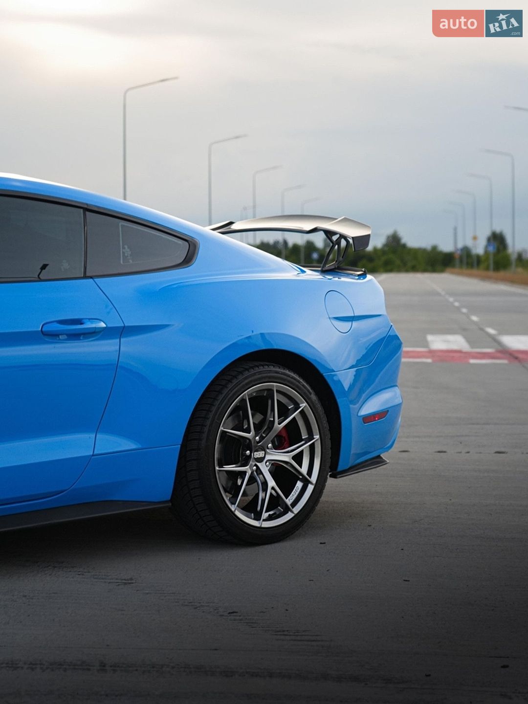 Ford Mustang 2017 VIN 1FA6P8TH8H5305580 фото оголошення 6 з 43
