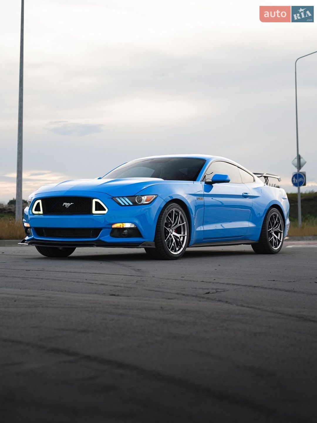 Ford Mustang 2017 VIN 1FA6P8TH8H5305580 фото оголошення 18 з 43