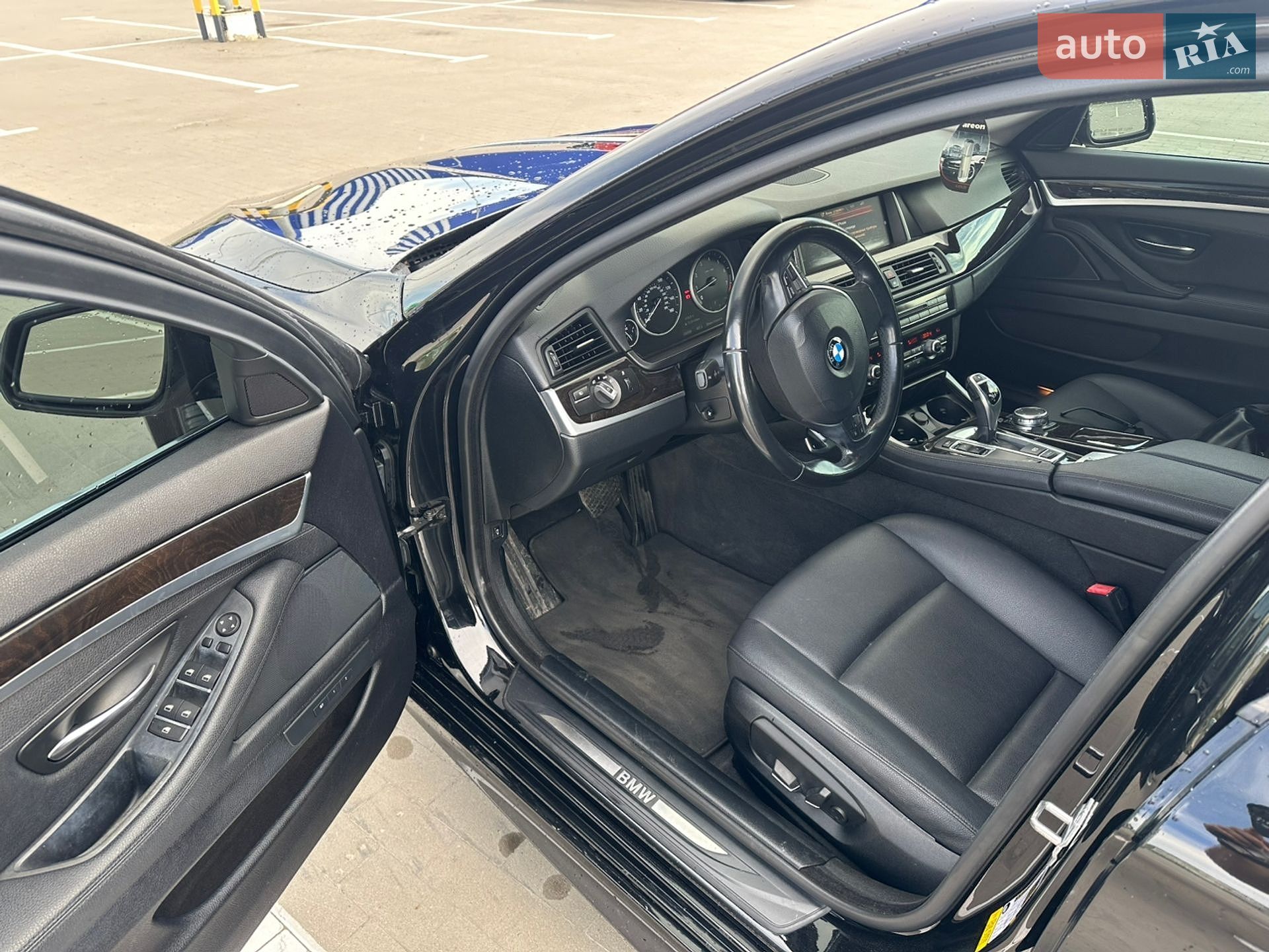 BMW 5 Series 2016 VIN WBA5A5C57GG353910 фото оголошення 8 з 21